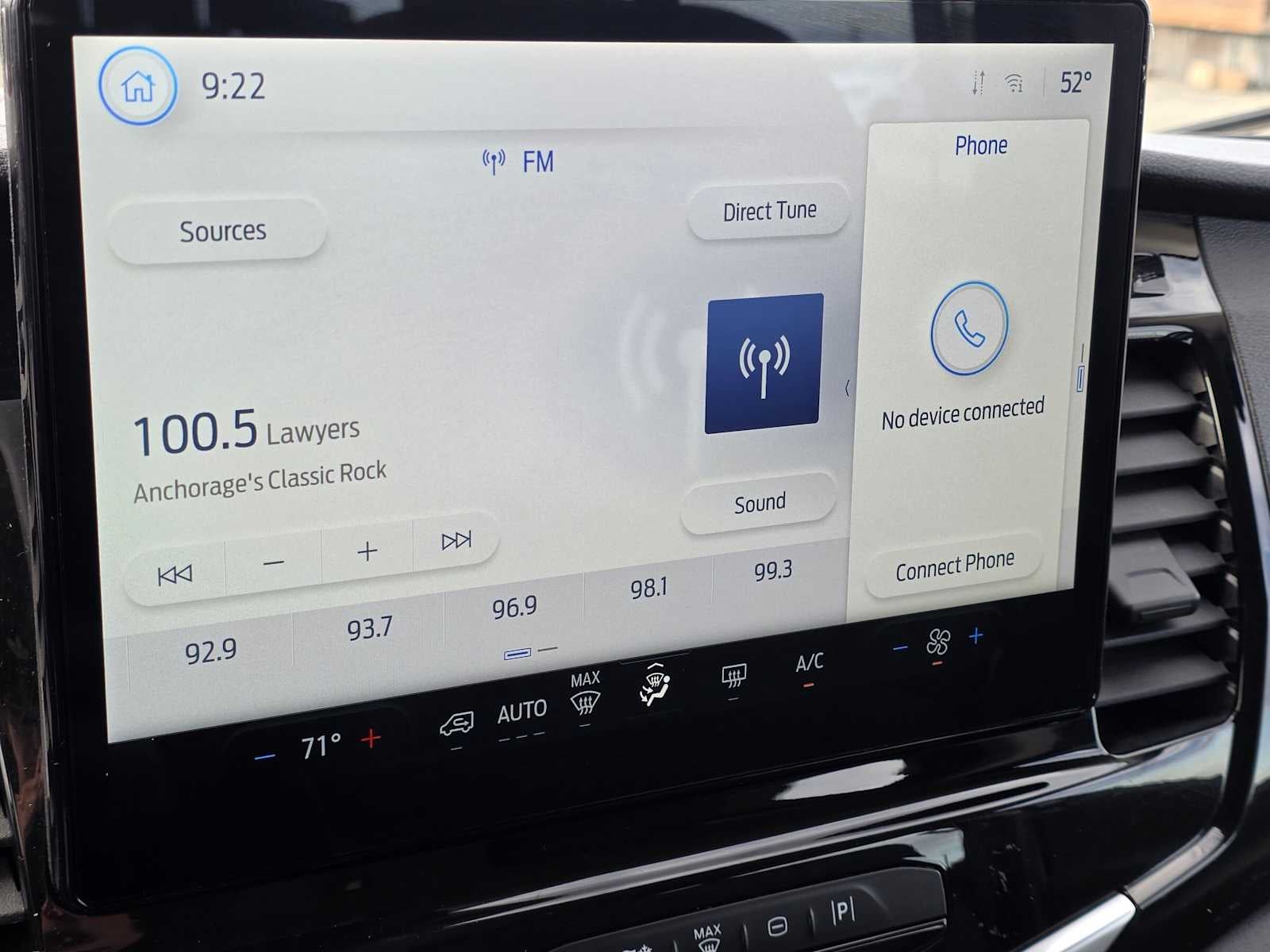 2024 Ford Transit Passenger Wagon XLT