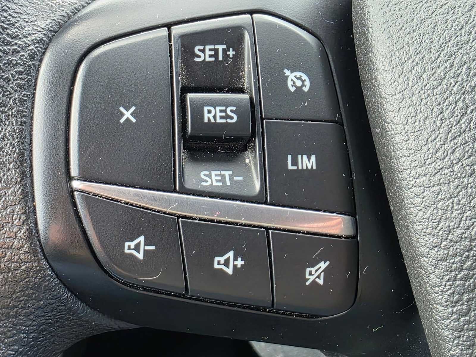2024 Ford Transit Passenger Wagon XLT