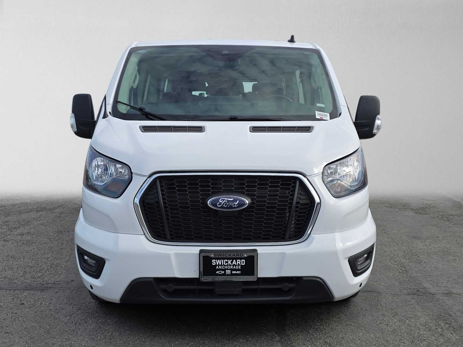 2024 Ford Transit Passenger Wagon XLT