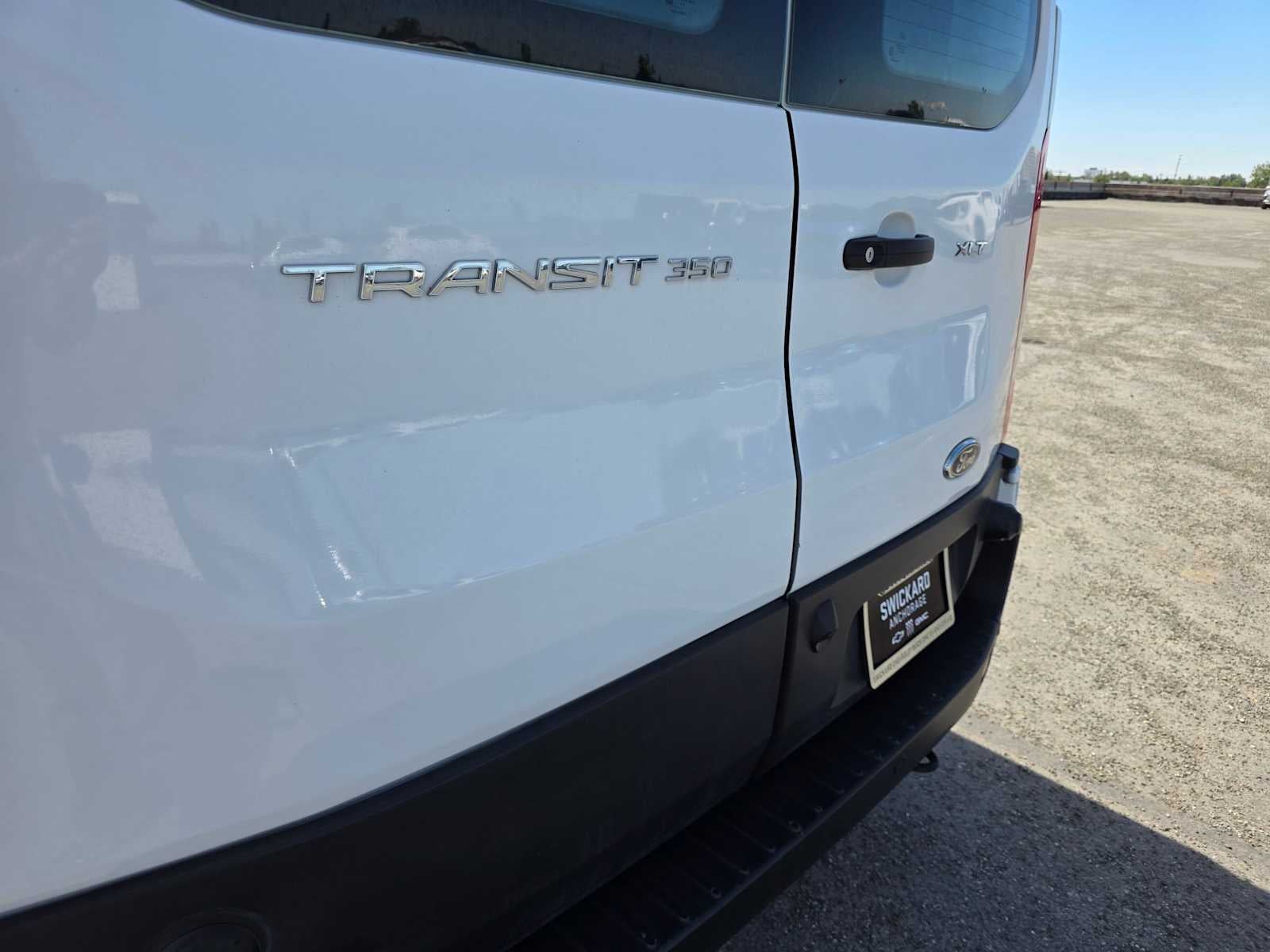 2024 Ford Transit Passenger Wagon XLT