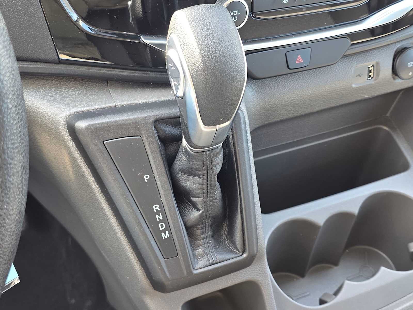 2024 Ford Transit Passenger Wagon XLT