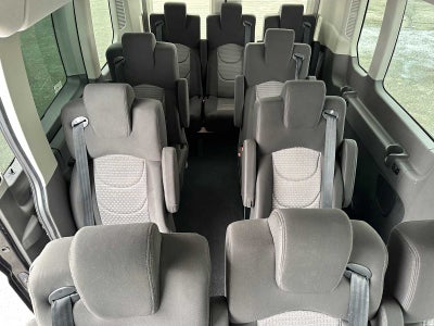 2023 Ford Transit Passenger Wagon XLT