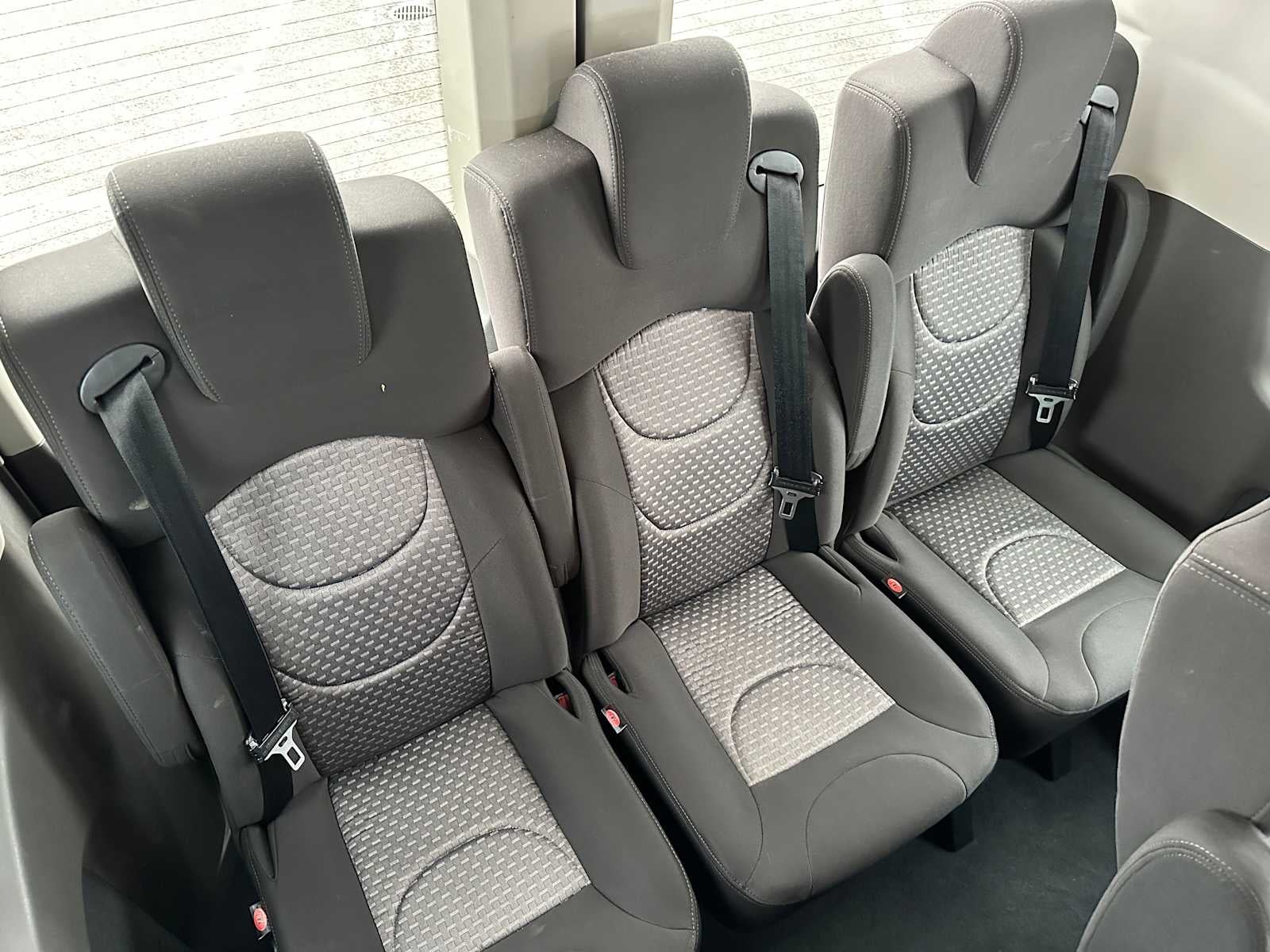2023 Ford Transit Passenger Wagon XLT
