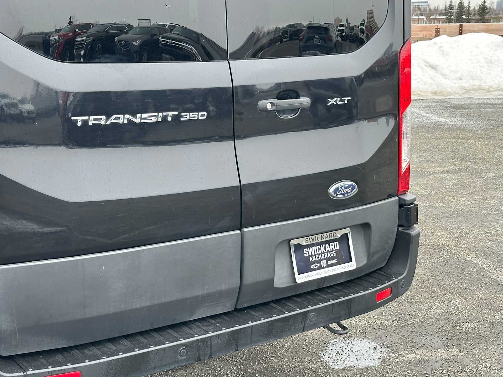 2023 Ford Transit Passenger Wagon XLT