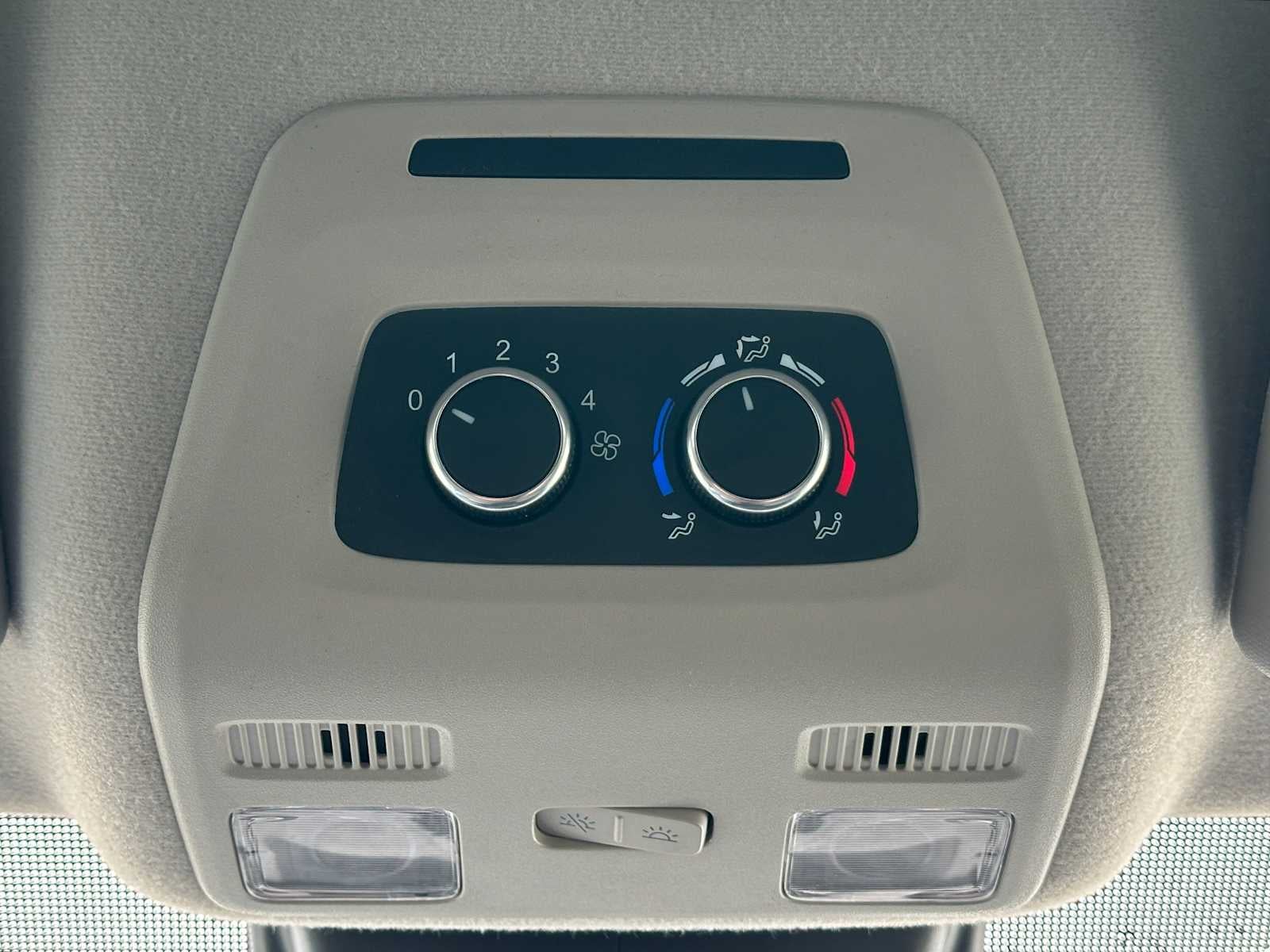 2023 Ford Transit Passenger Wagon XLT