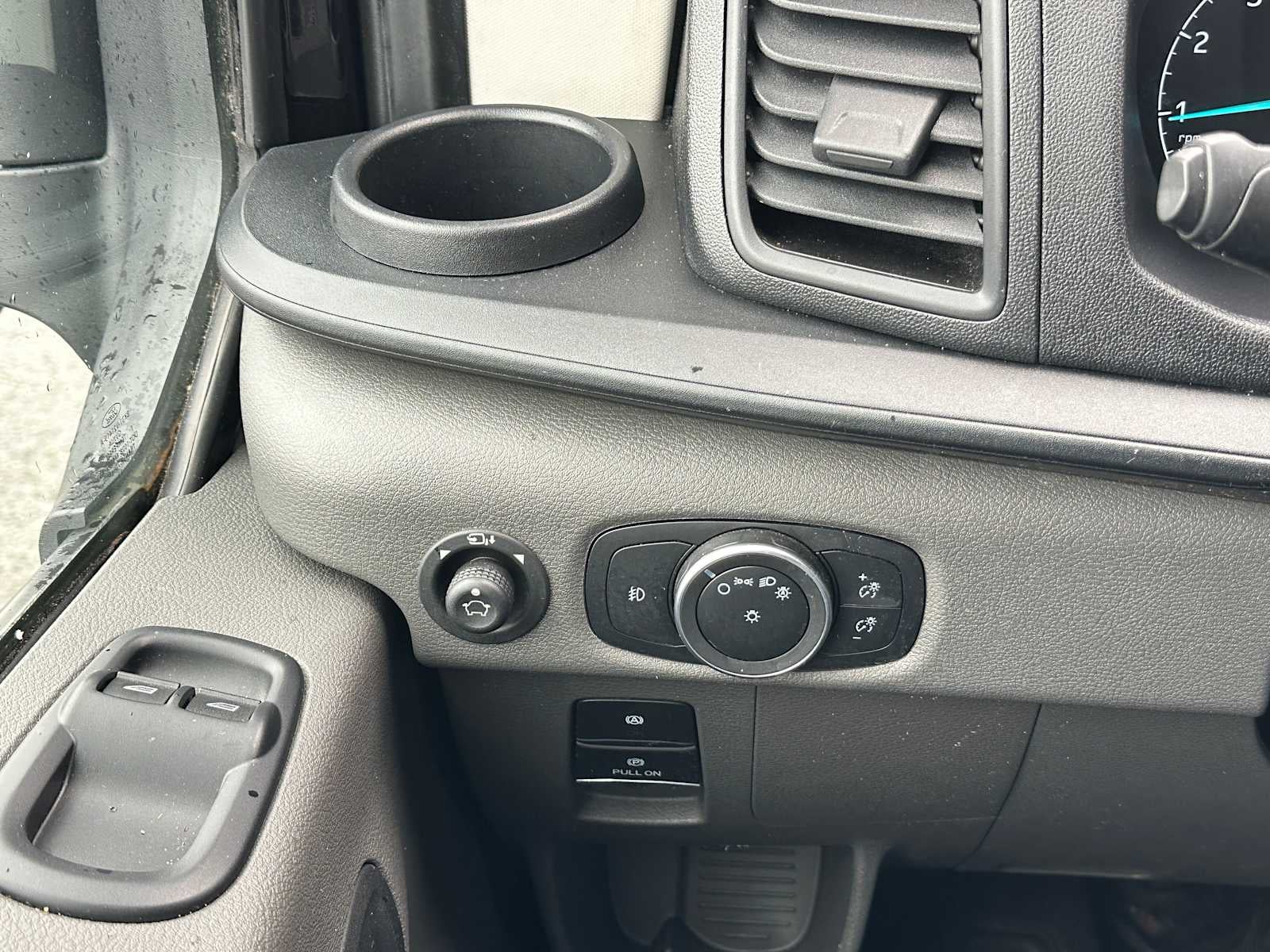 2023 Ford Transit Passenger Wagon XLT