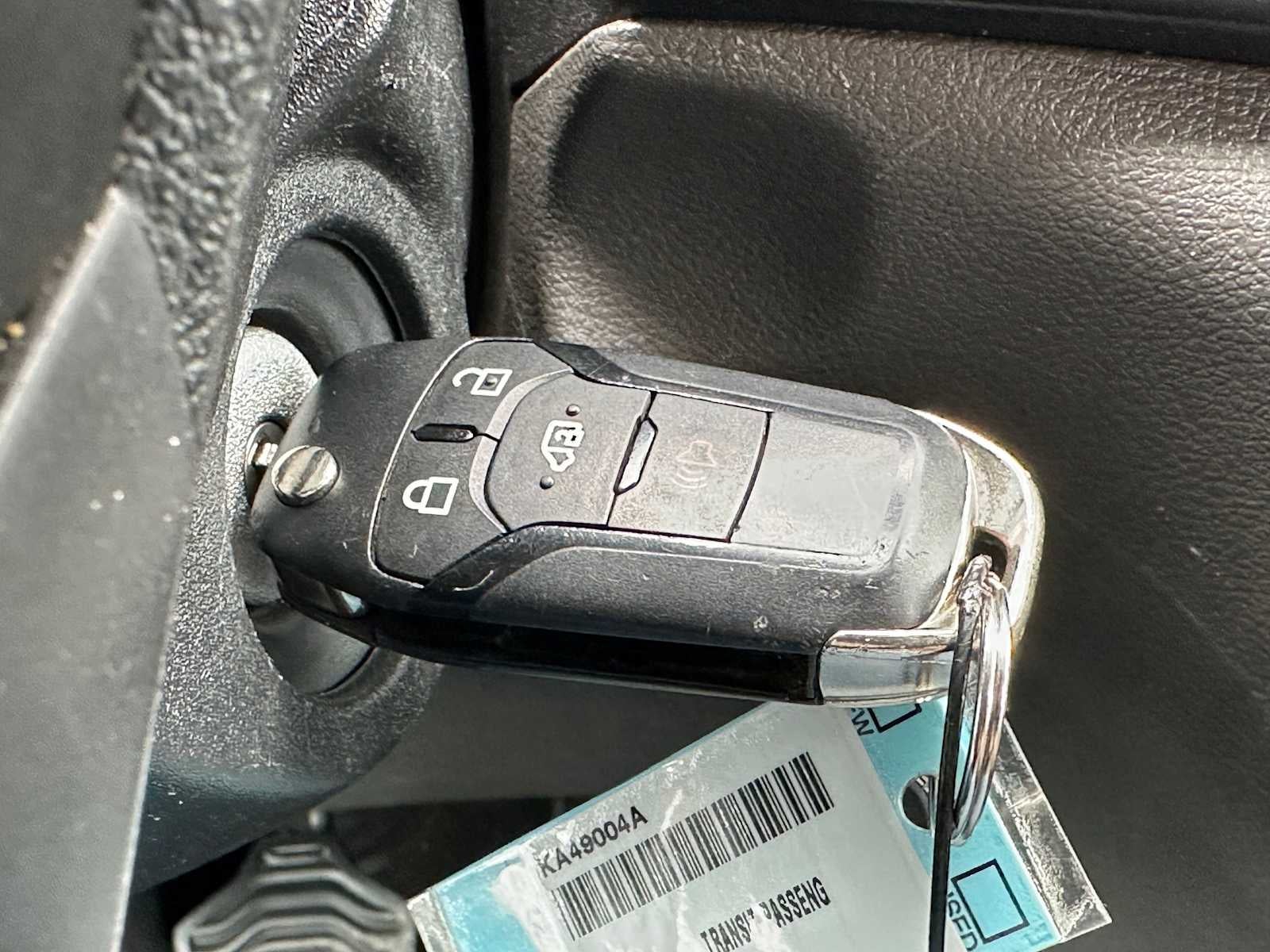 2023 Ford Transit Passenger Wagon XLT