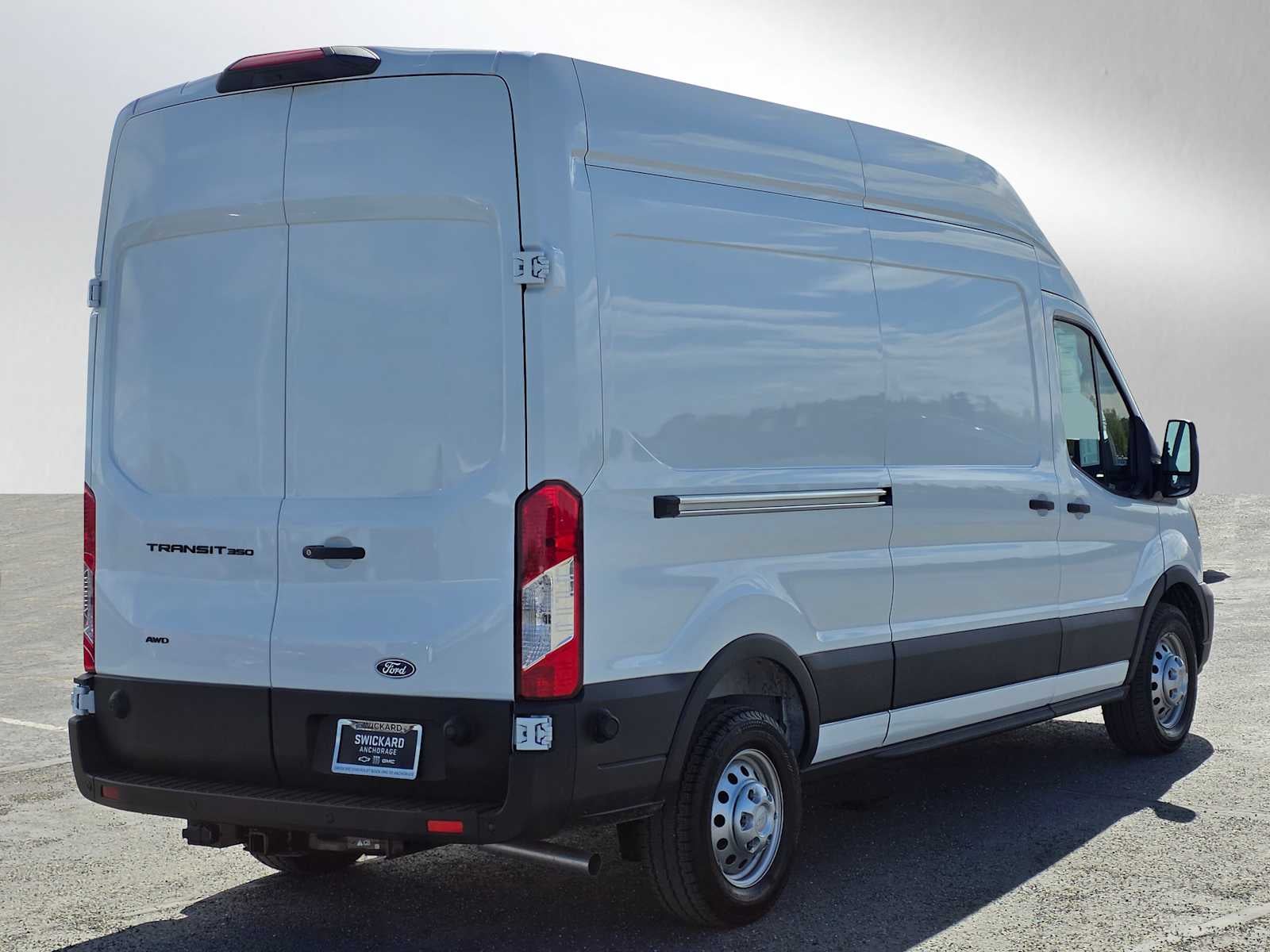 2026 Ford Transit Cargo Van Base