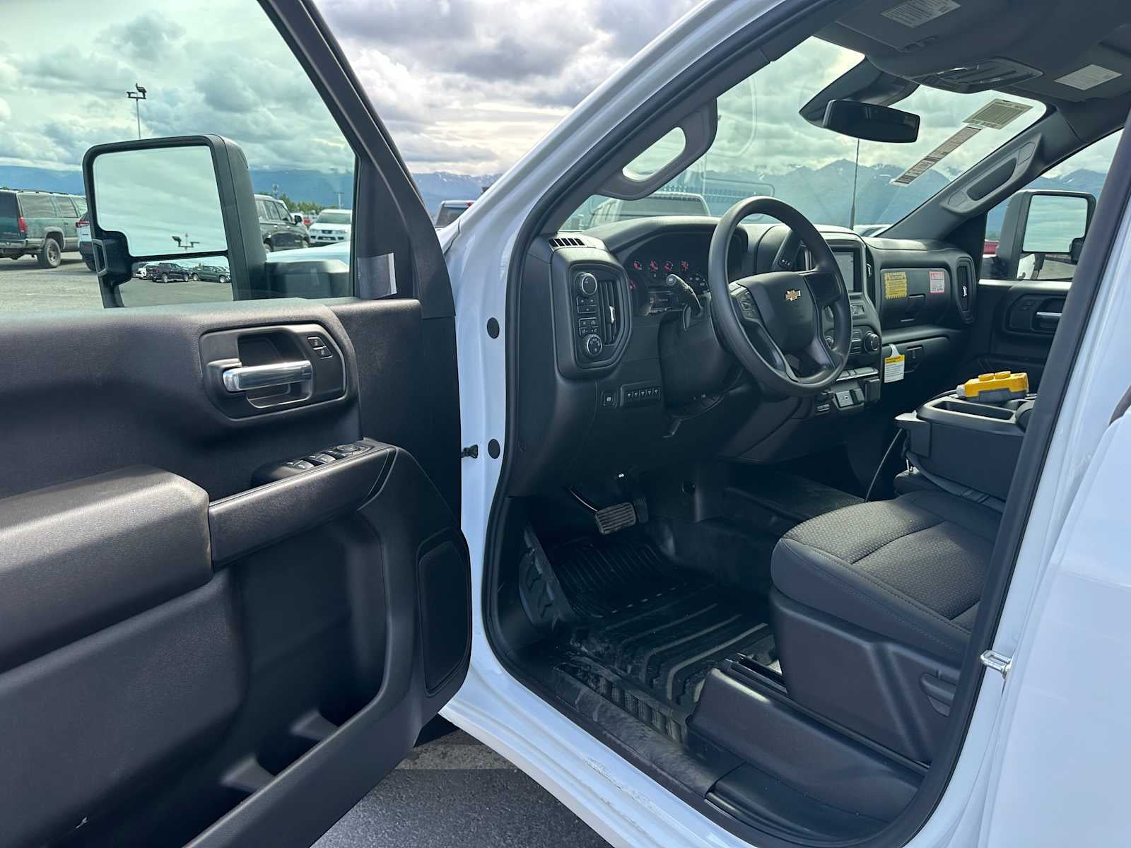2025 Chevrolet Silverado 3500HD Work Truck