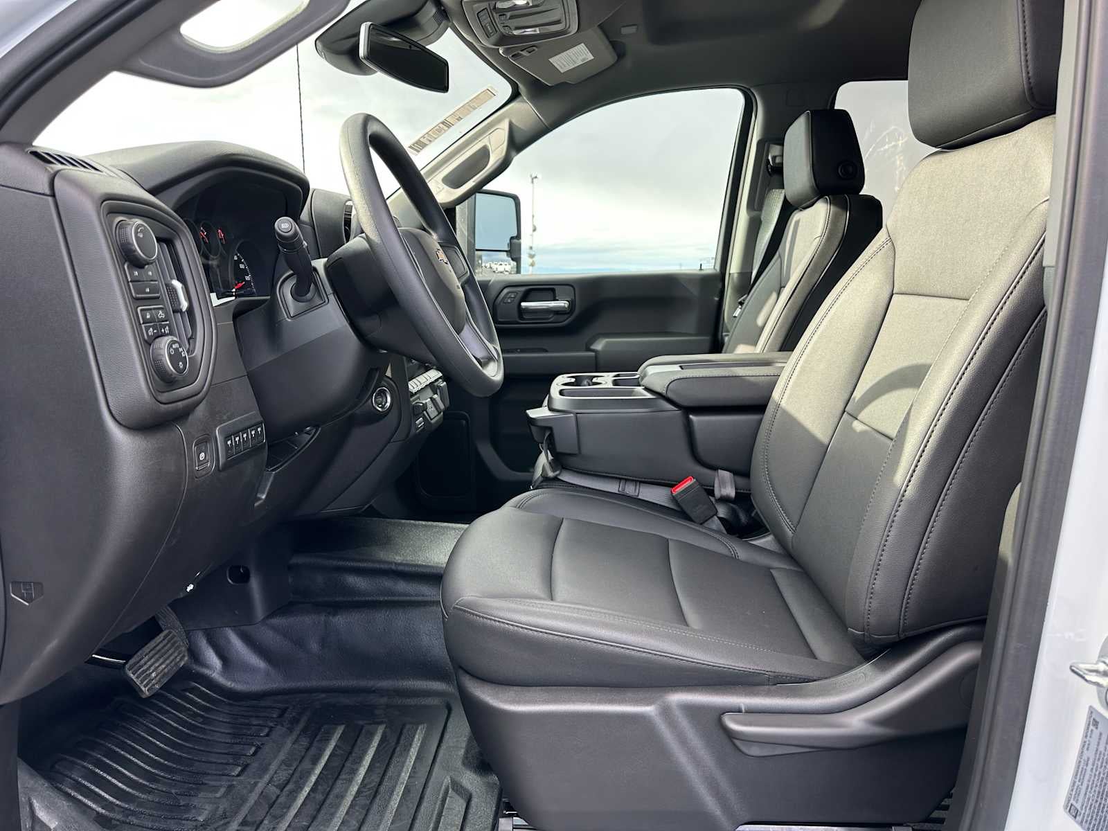 2025 Chevrolet Silverado 3500HD Work Truck