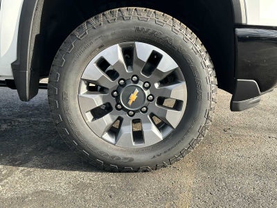 2026 Chevrolet Silverado 2500HD Custom