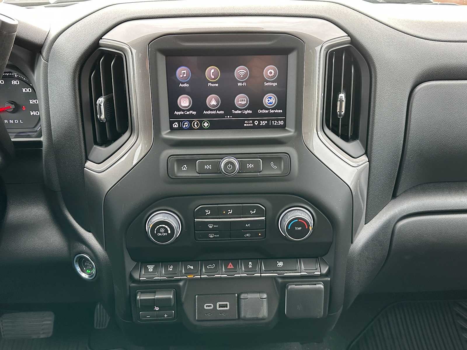 2026 Chevrolet Silverado 2500HD Custom