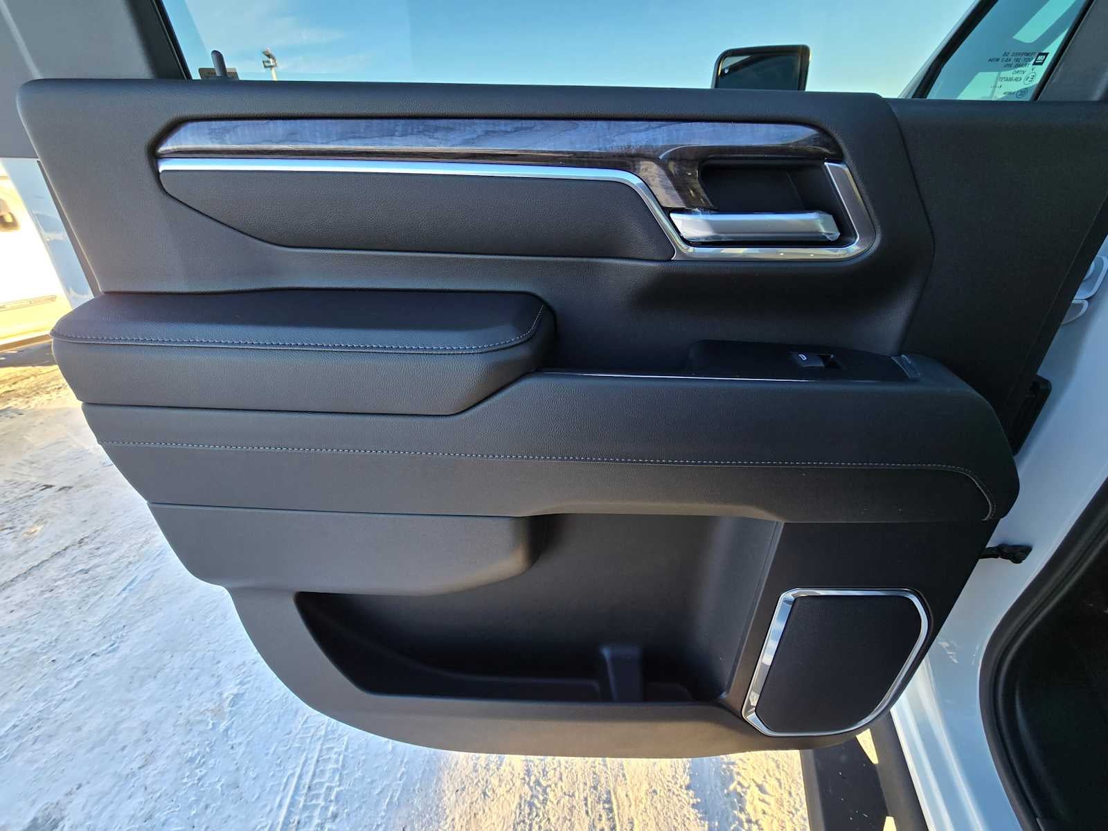2025 Chevrolet Silverado 3500HD LTZ