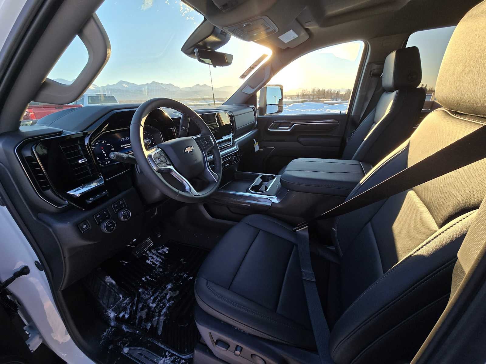 2025 Chevrolet Silverado 3500HD LTZ