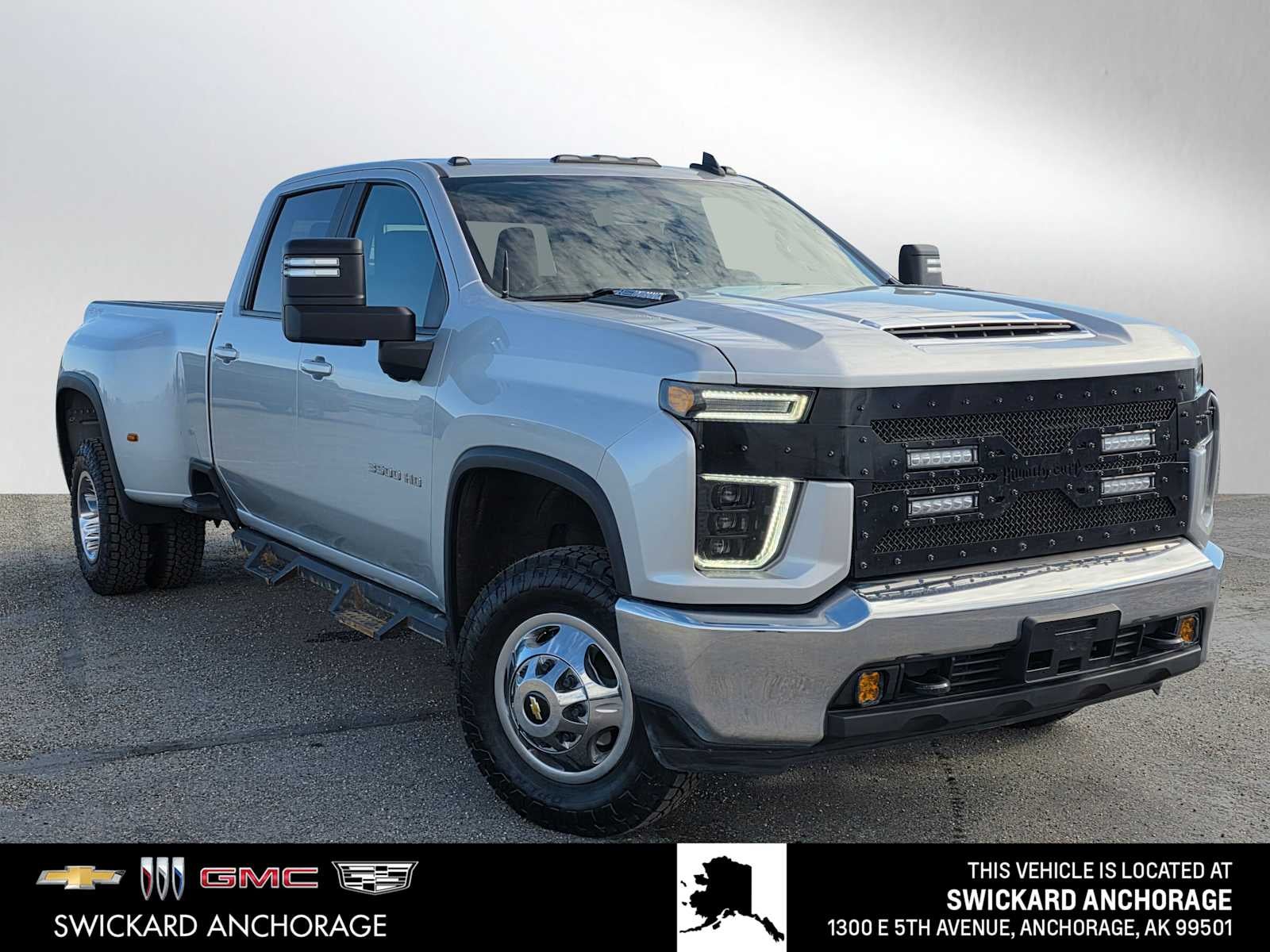2022 Chevrolet Silverado HD LT 4WD Crew Cab Long Box DRW's photo