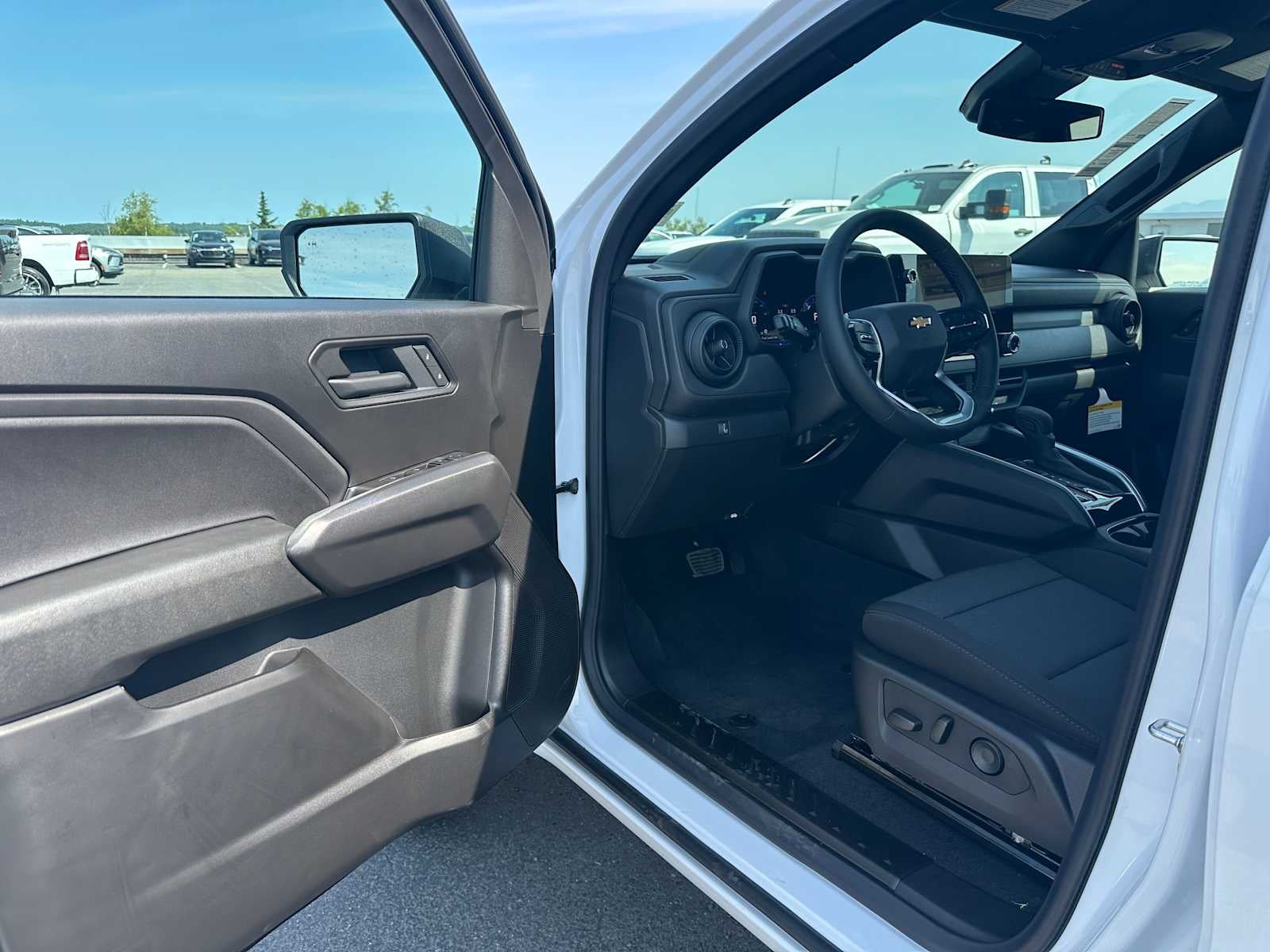 2025 Chevrolet Colorado 2WD Work Truck