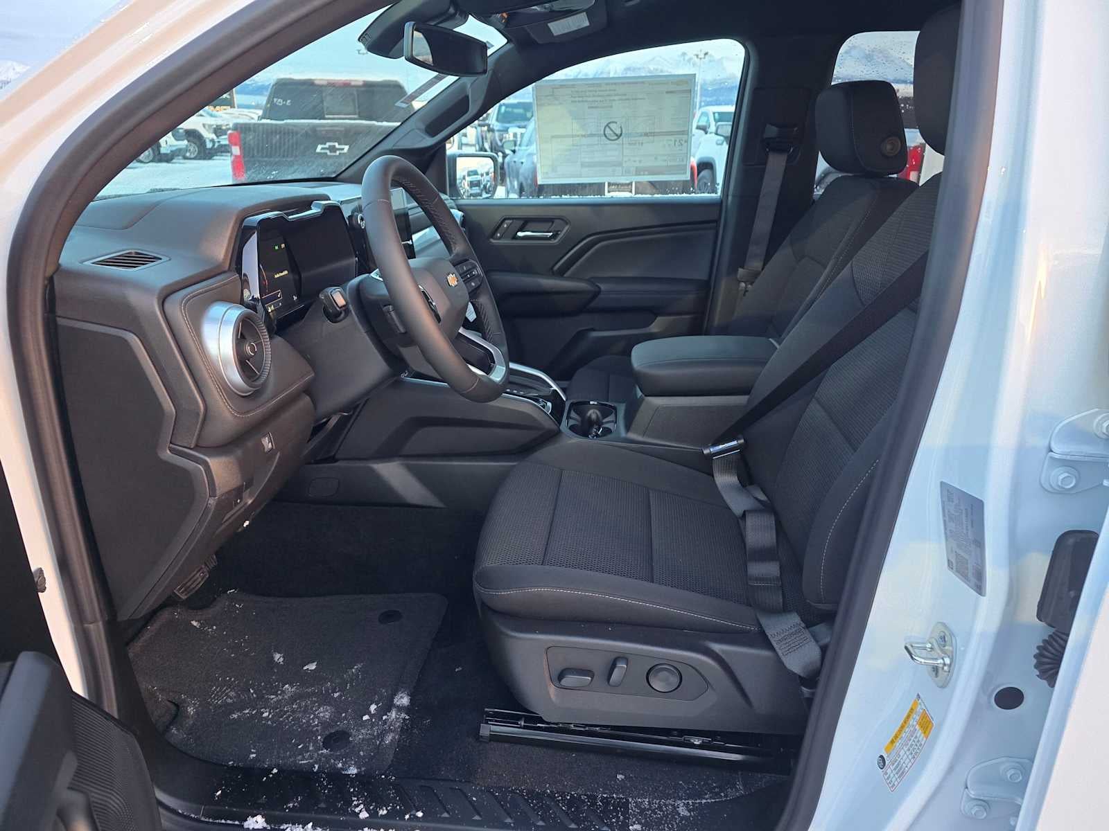 2024 Chevrolet Colorado 2WD LT