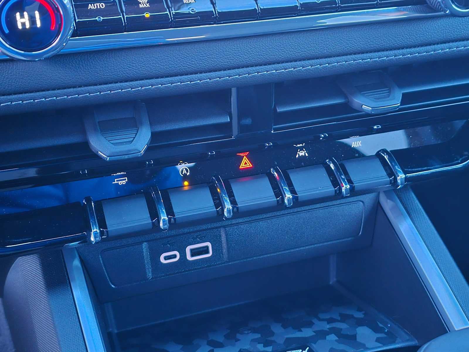 2024 Chevrolet Colorado 2WD LT