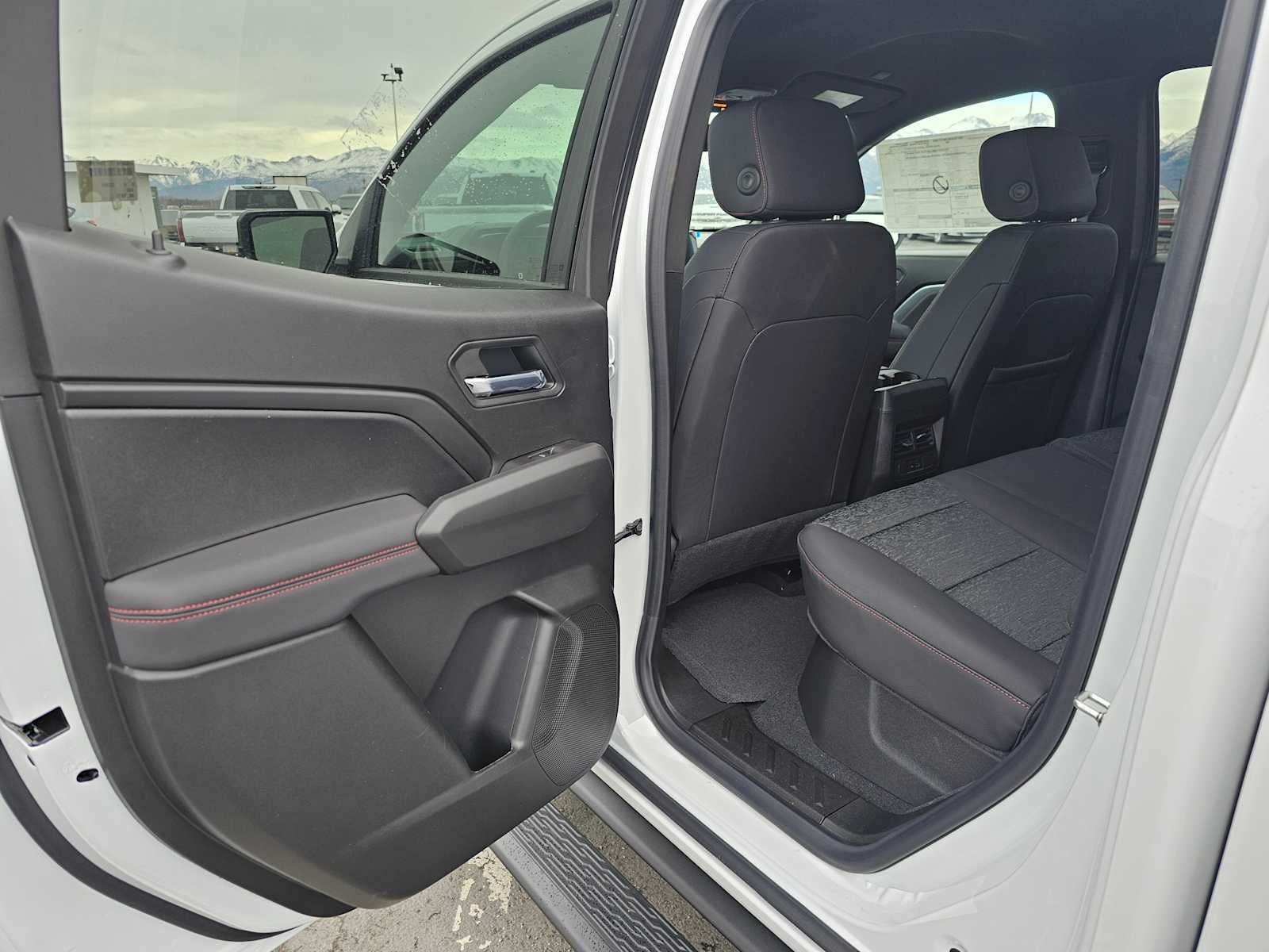 2025 Chevrolet Colorado 4WD Z71