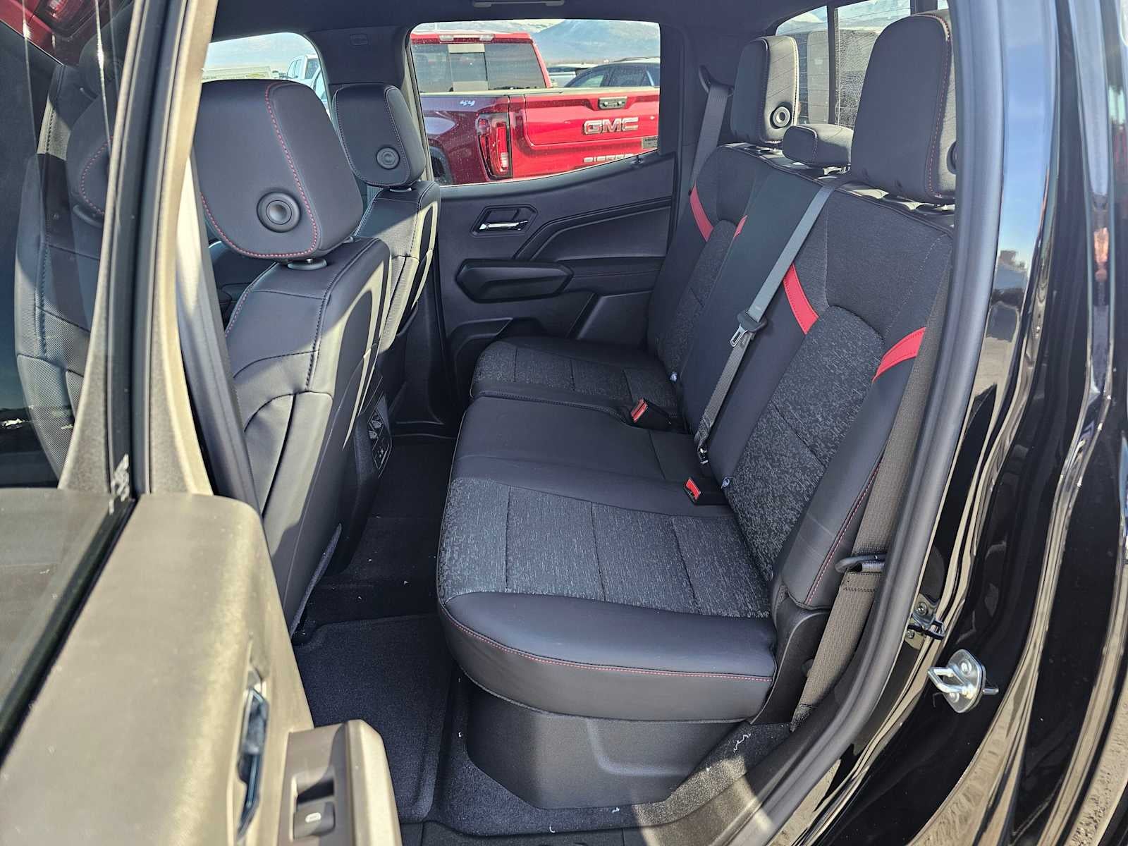 2025 Chevrolet Colorado 4WD Z71