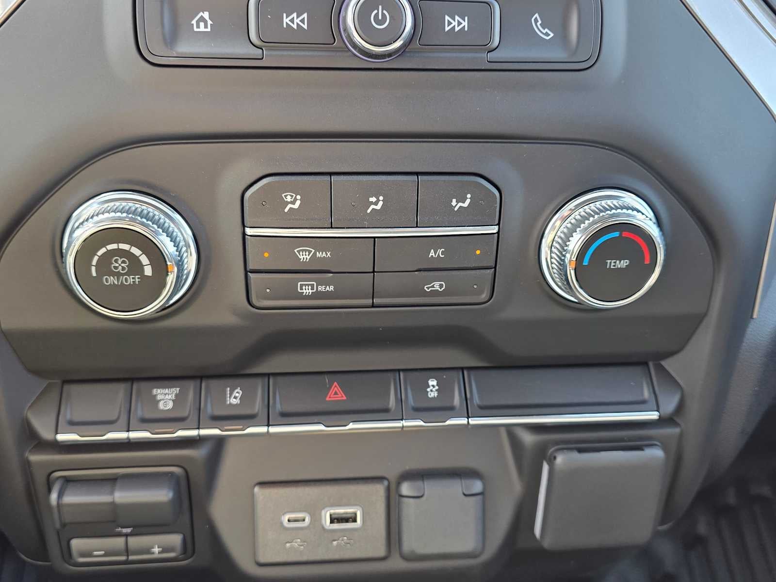 2026 GMC Sierra 3500HD Pro