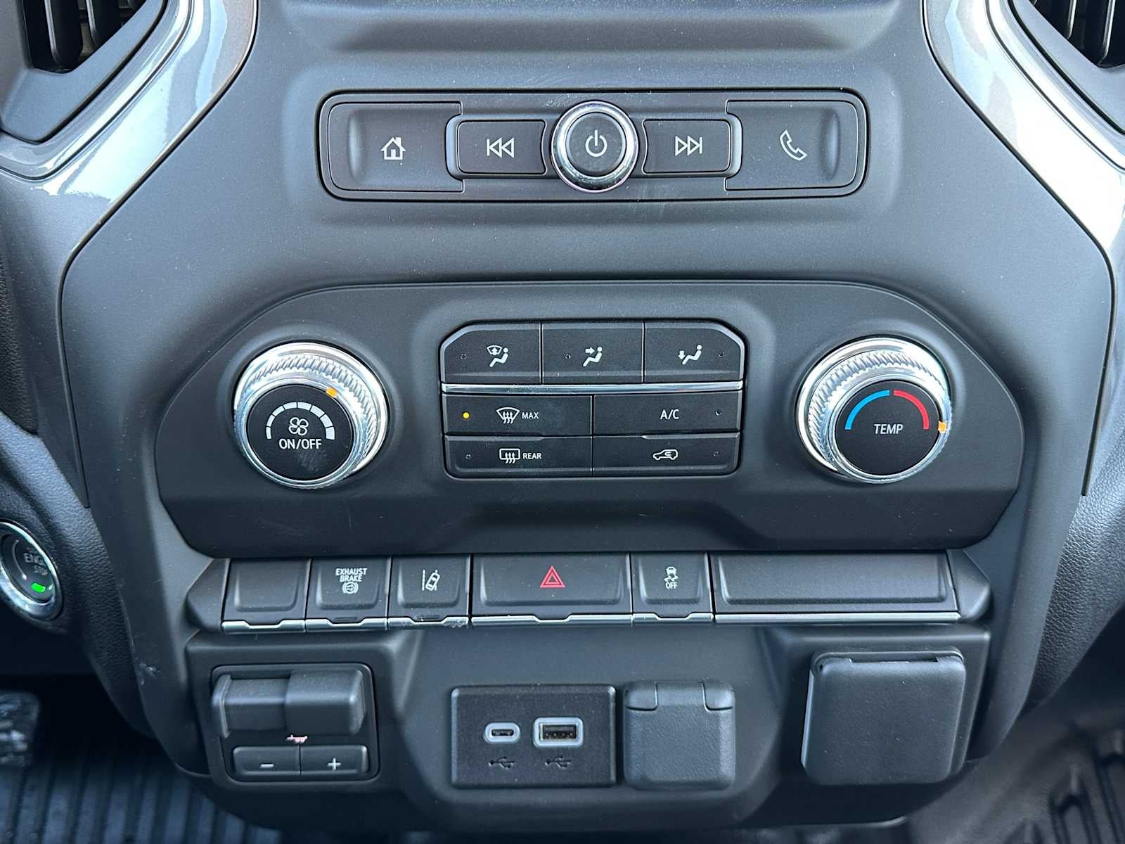 2026 GMC Sierra 3500HD Pro