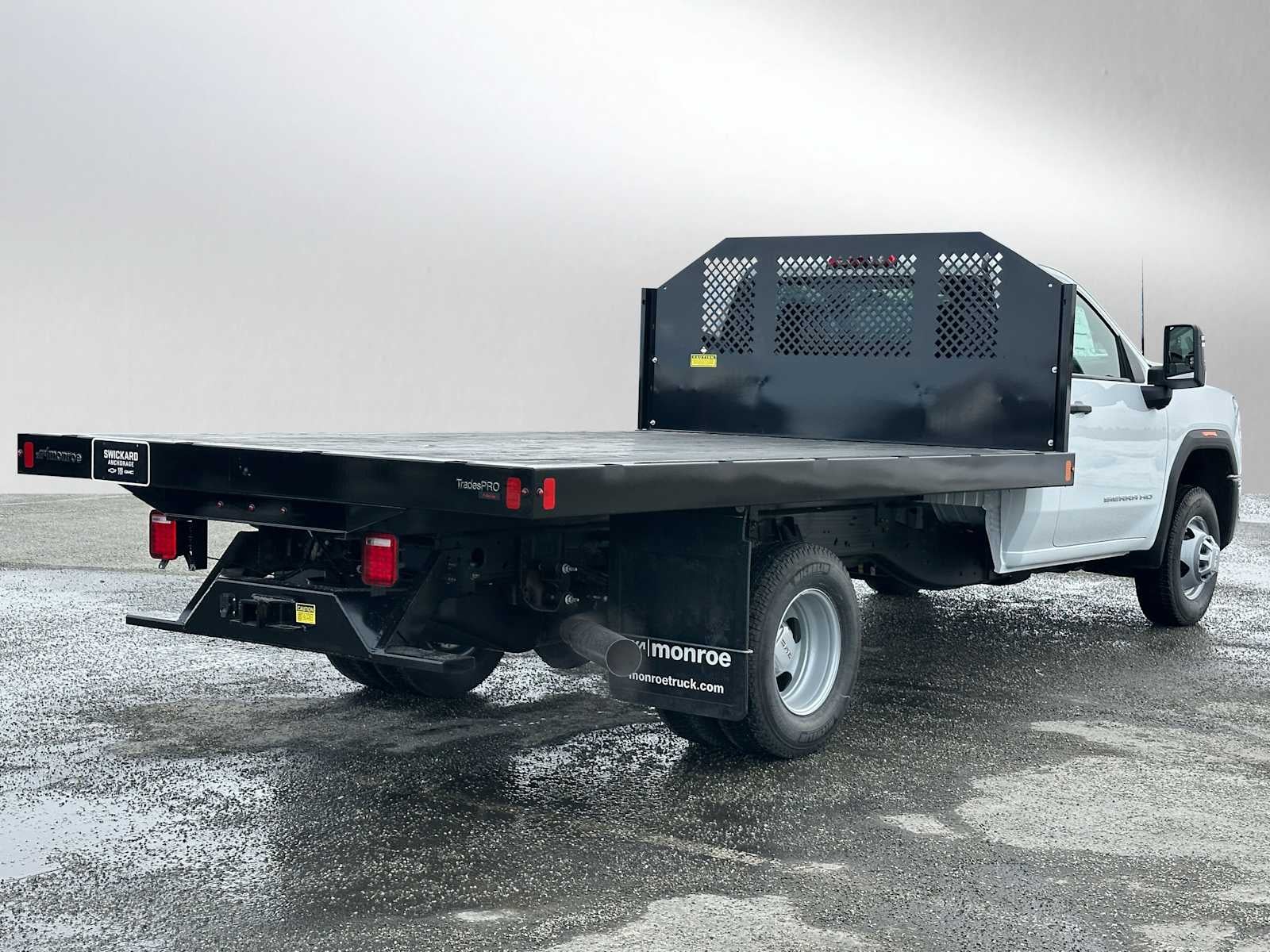 2026 GMC Sierra 3500HD Pro