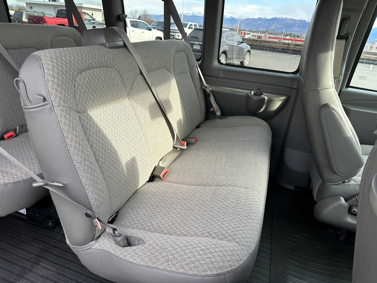 2025 GMC Savana LS