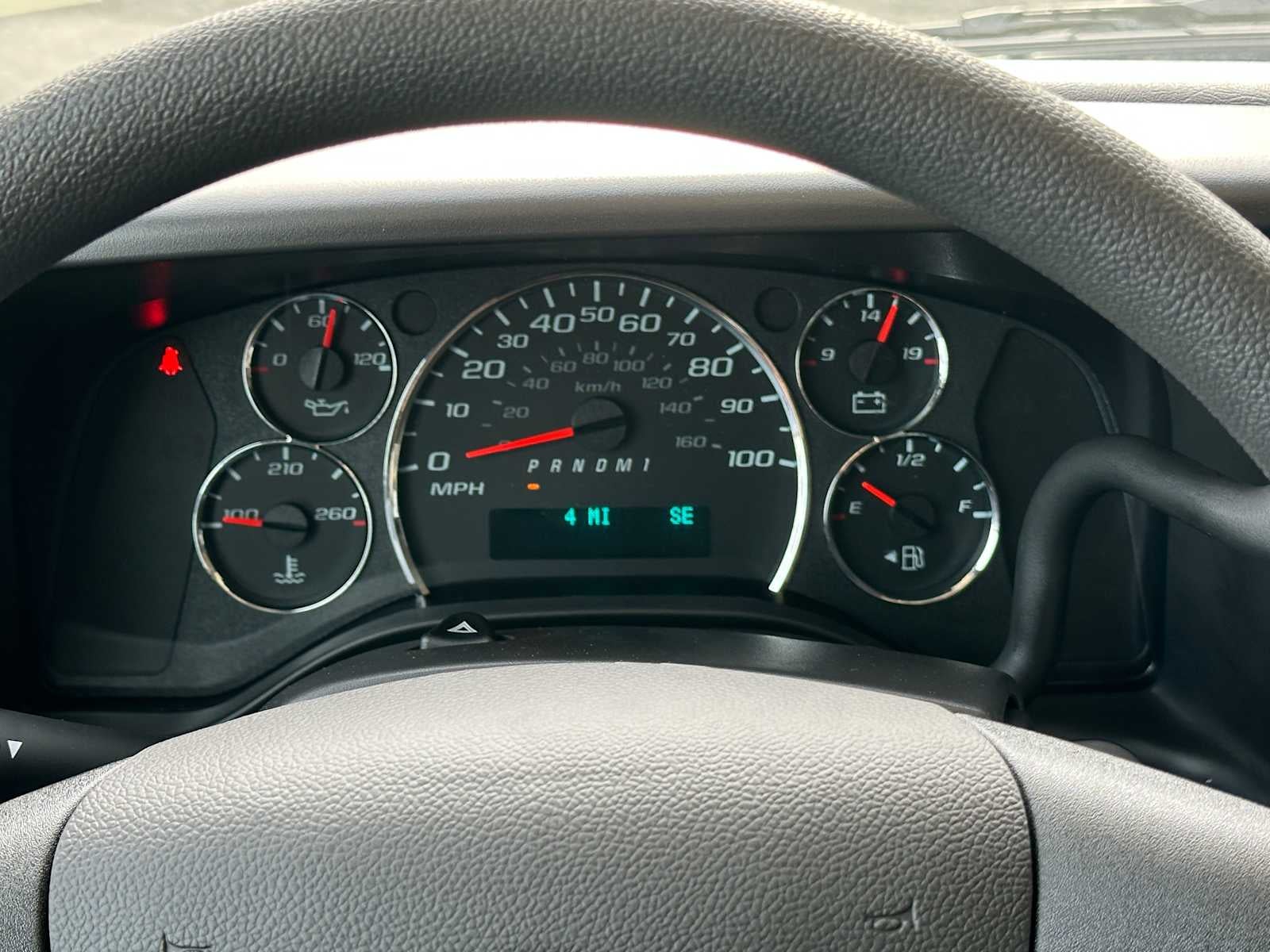 2025 GMC Savana LS