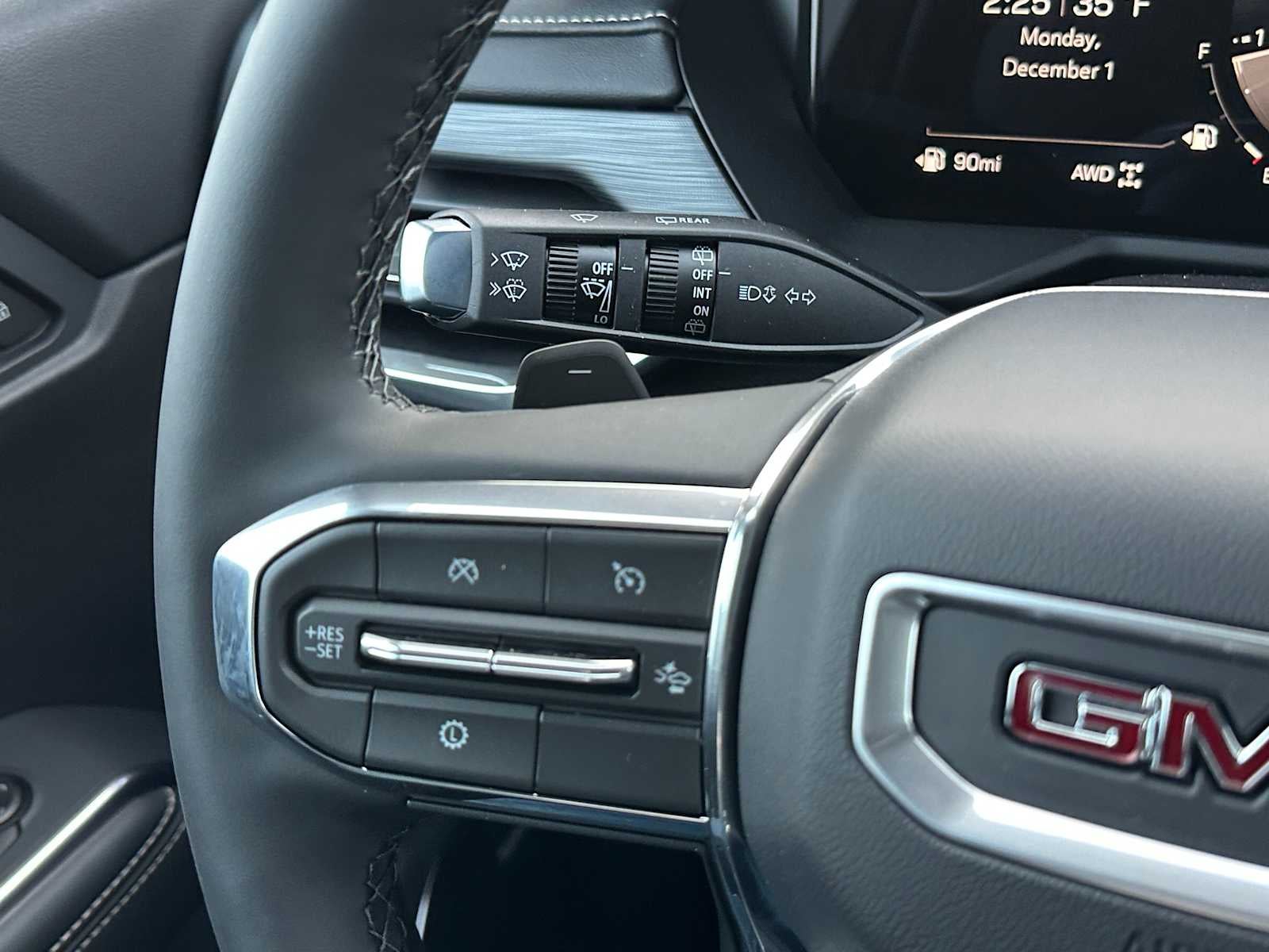 2026 GMC Acadia AWD Elevation