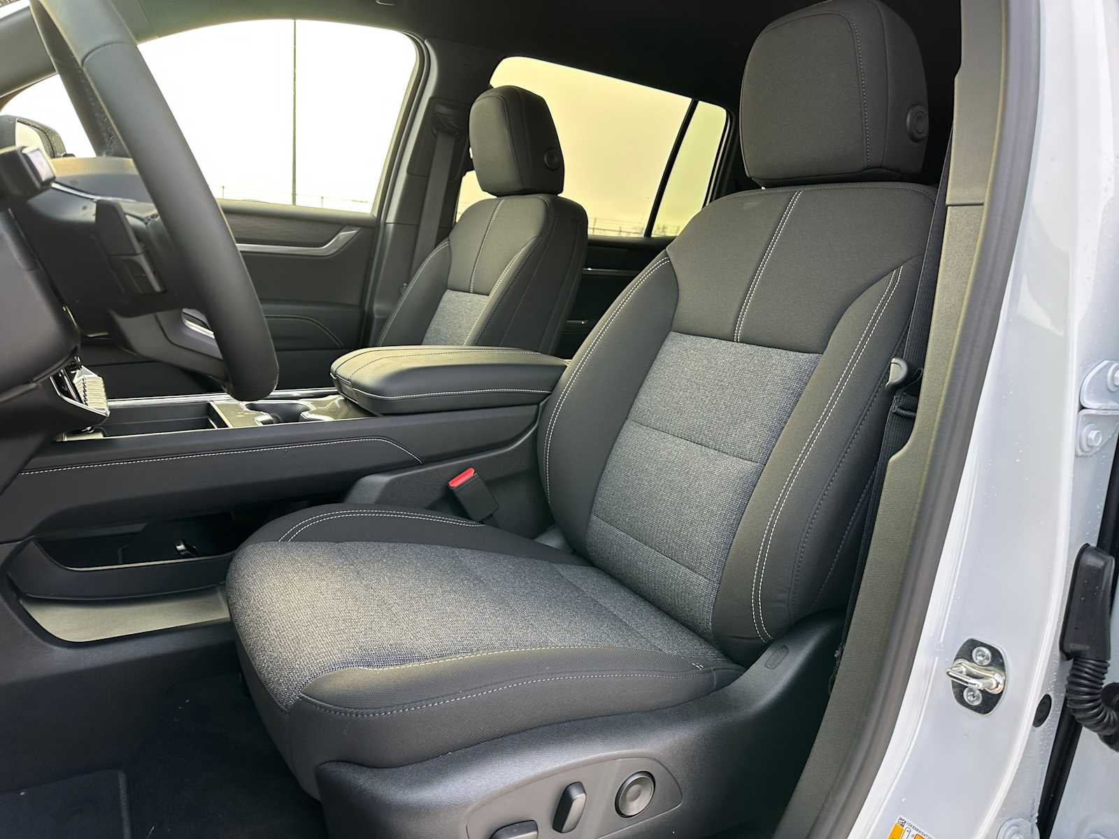 2026 GMC Acadia AWD Elevation