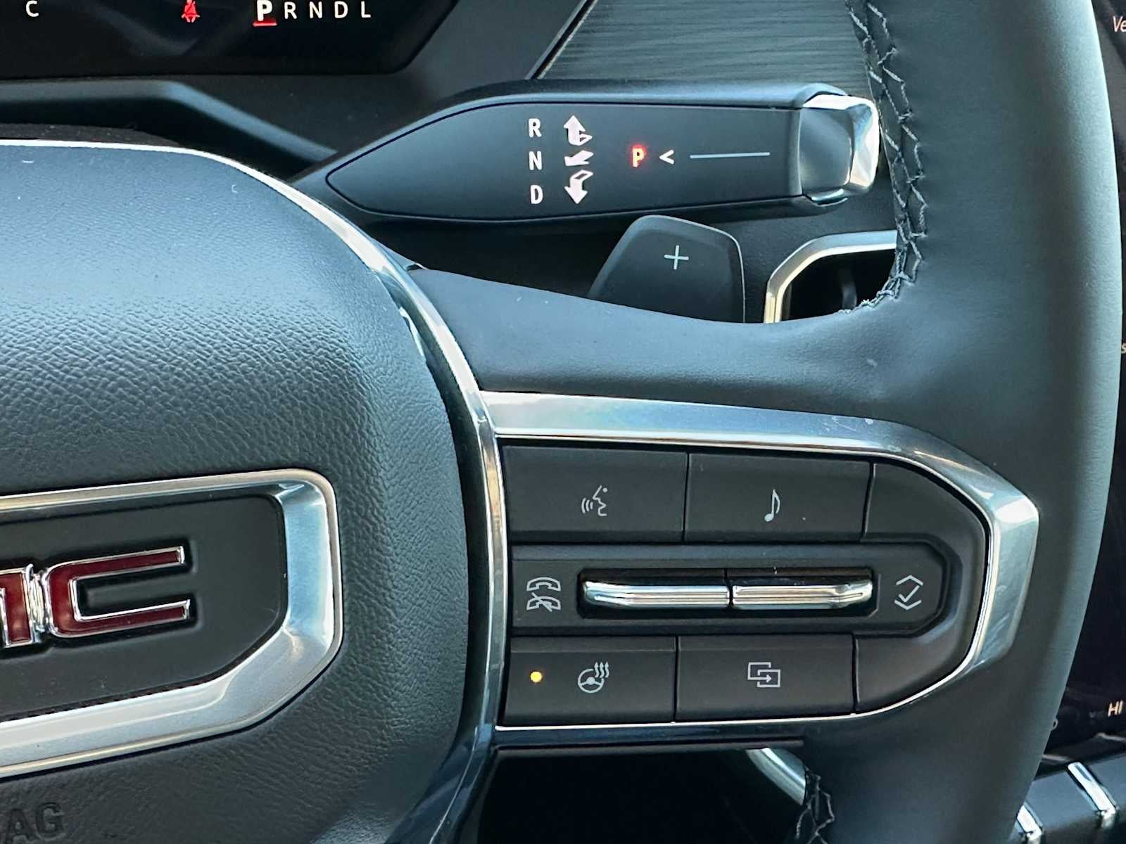 2026 GMC Acadia AWD Elevation