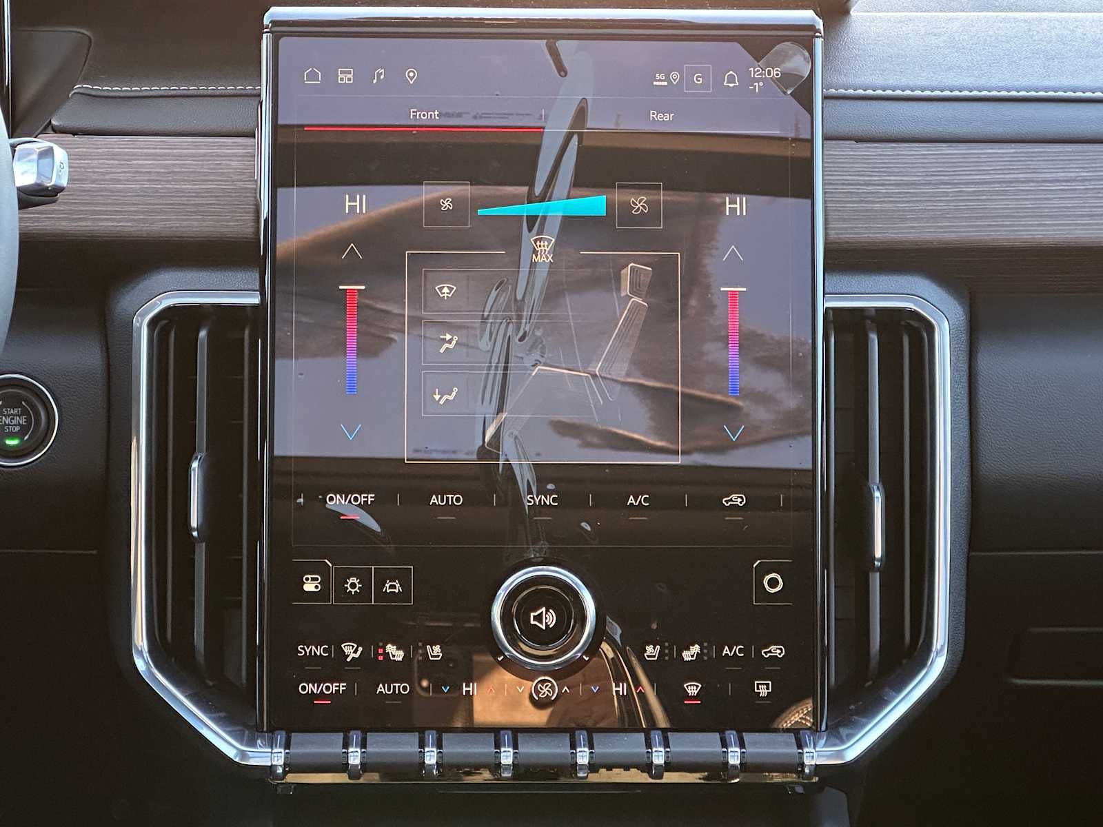 2026 GMC Acadia AWD Denali