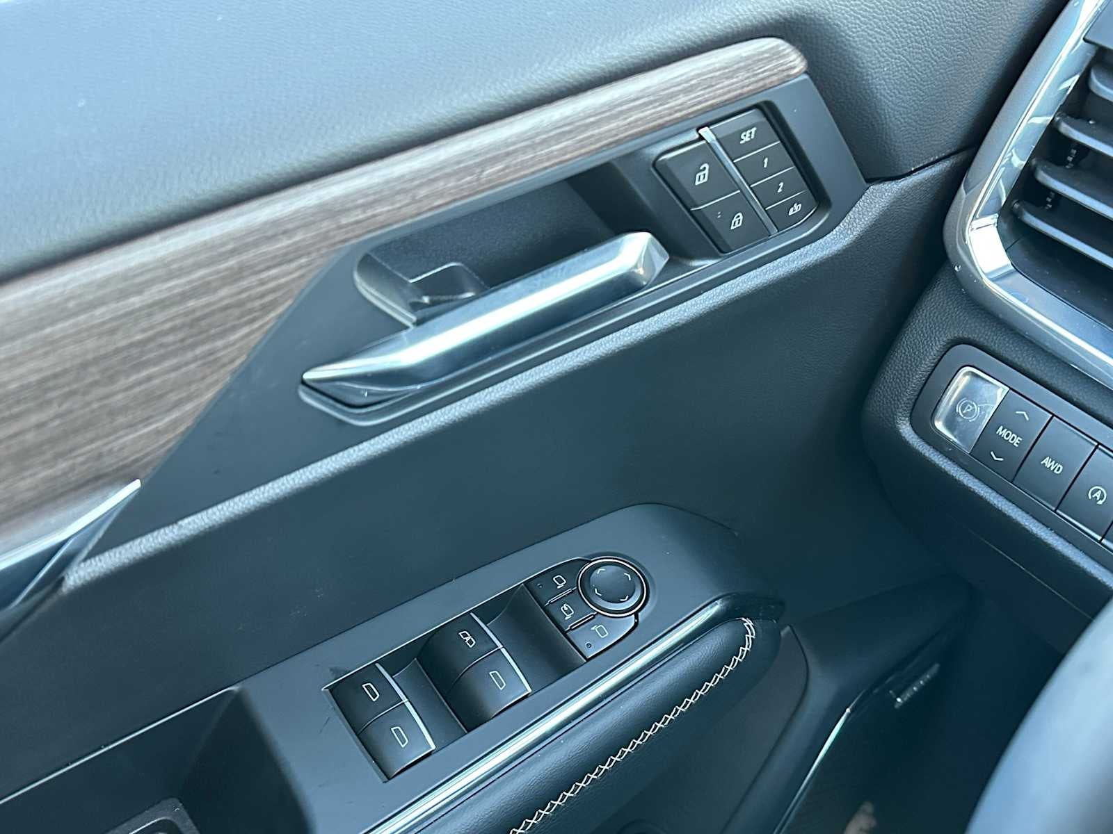 2026 GMC Acadia AWD Denali