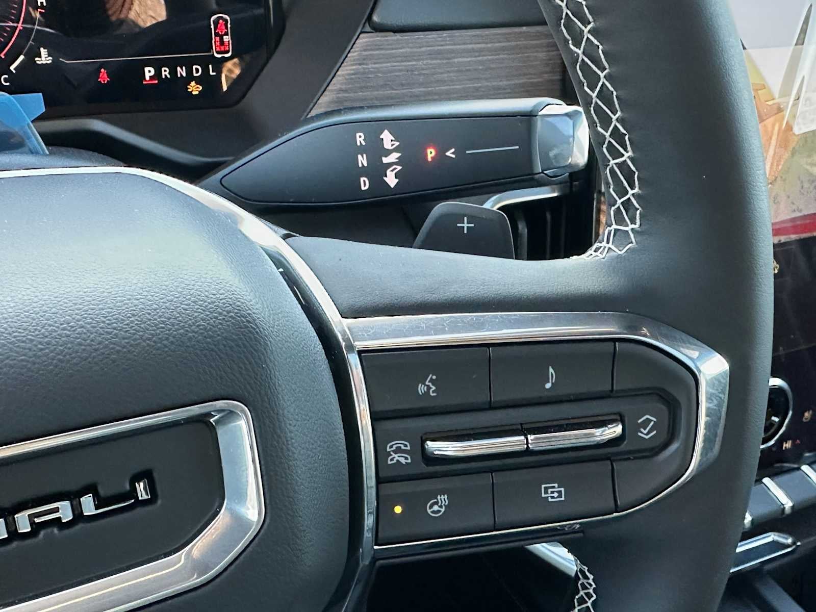 2026 GMC Acadia AWD Denali