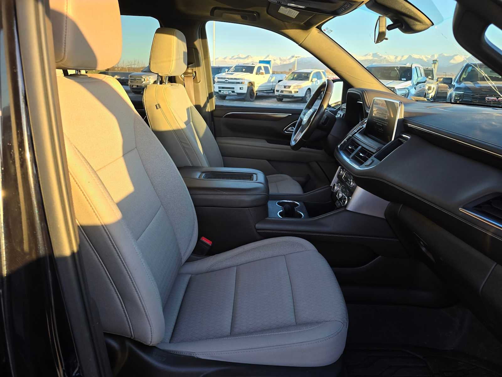 2022 GMC Yukon SLE