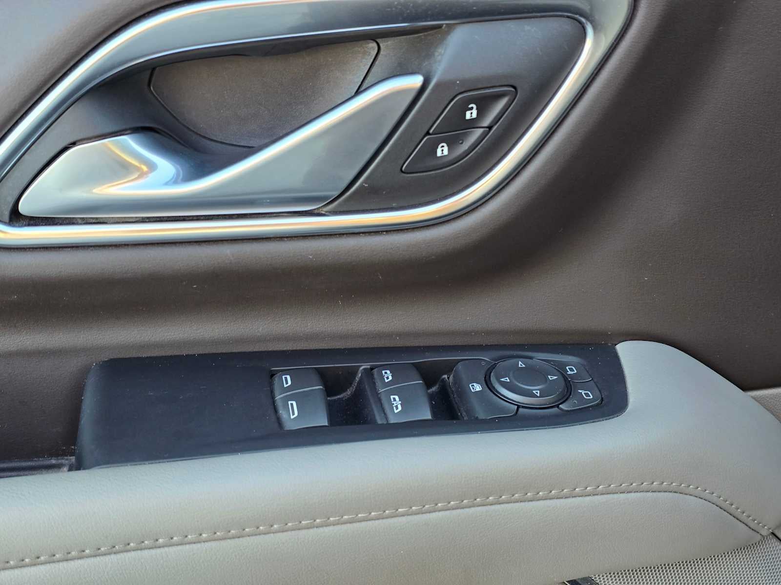 2022 GMC Yukon SLE