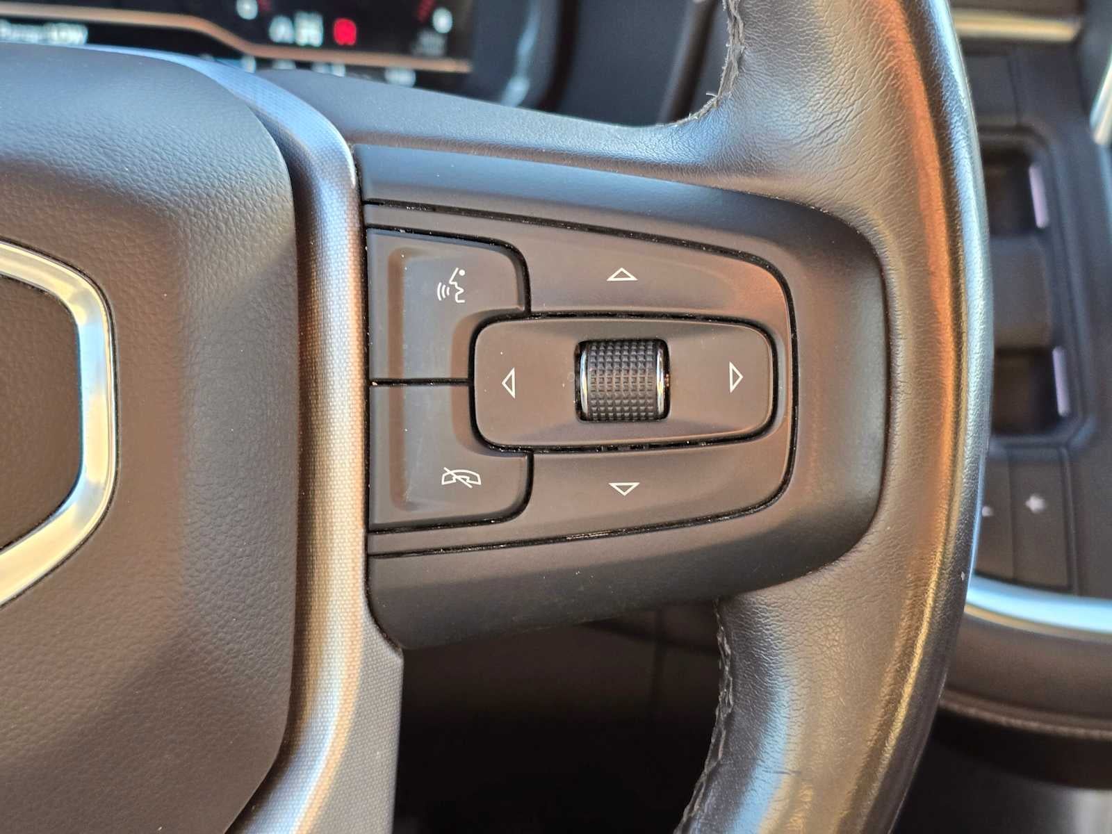 2022 GMC Yukon SLE