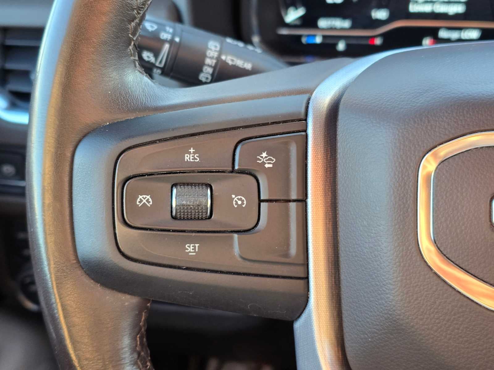 2022 GMC Yukon SLE