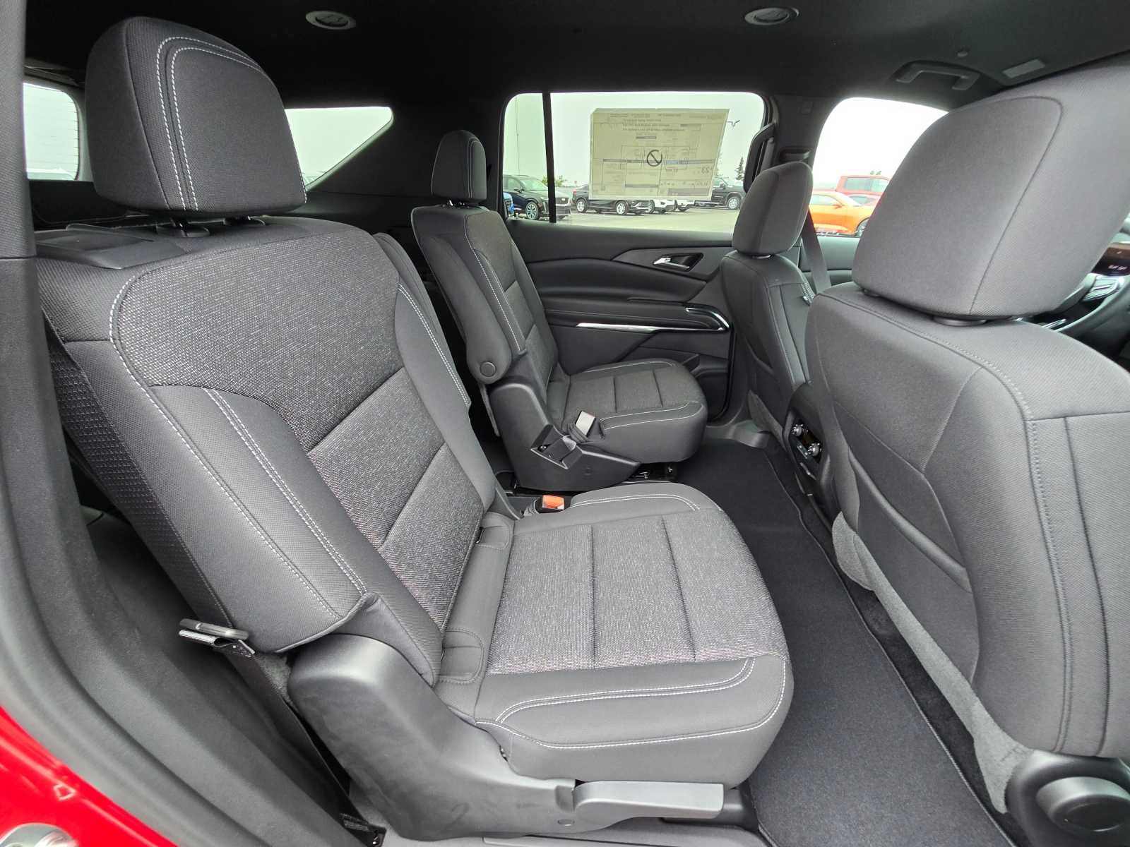 2024 Chevrolet Traverse FWD LT