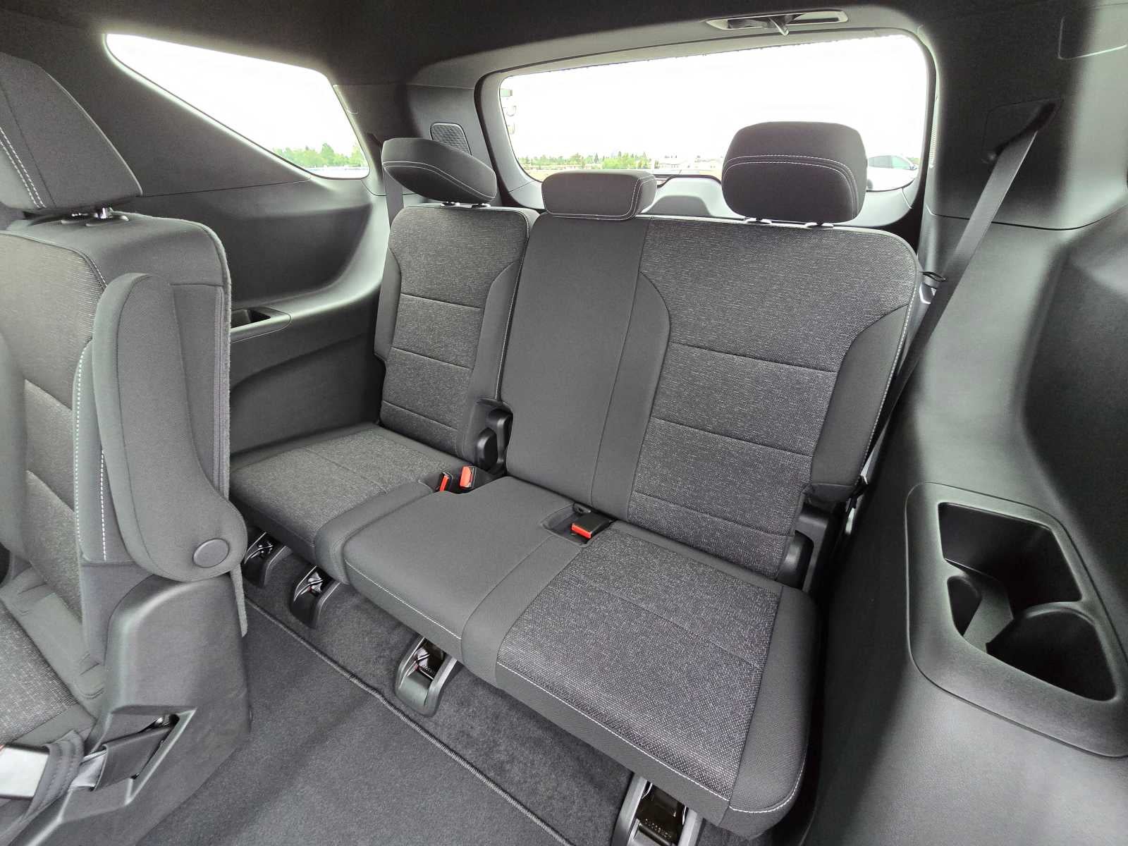 2024 Chevrolet Traverse FWD LT