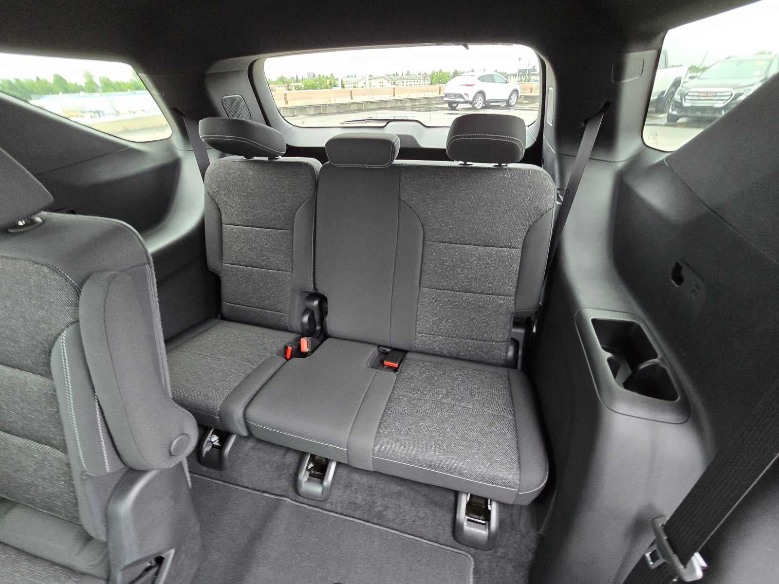 2024 Chevrolet Traverse FWD LT