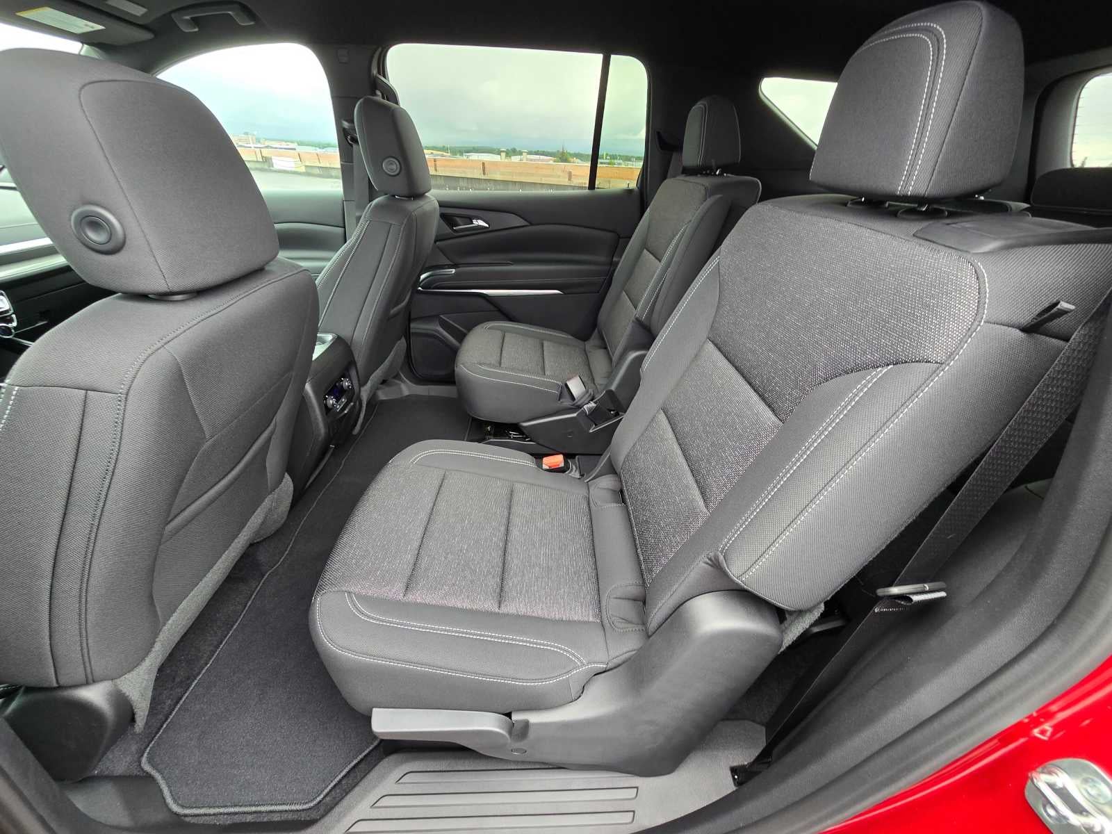2024 Chevrolet Traverse FWD LT