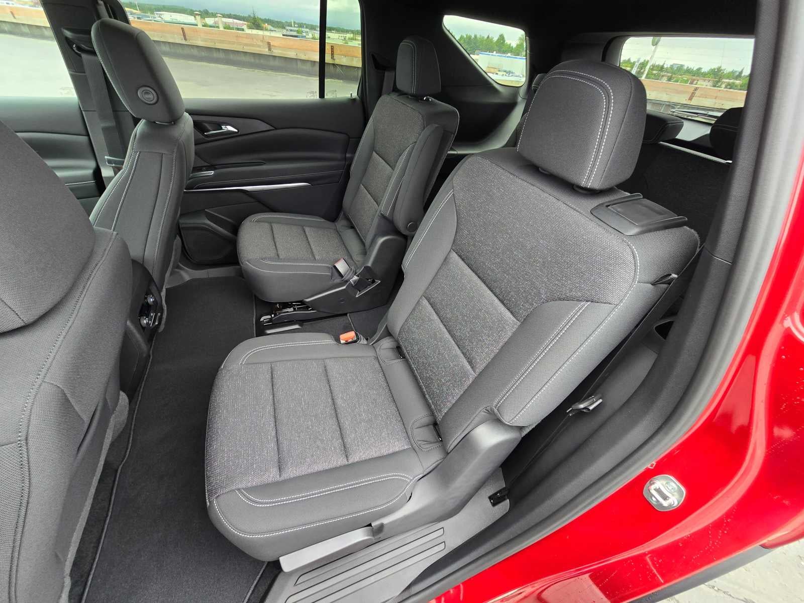 2024 Chevrolet Traverse FWD LT