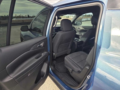 2026 Chevrolet Traverse AWD LT