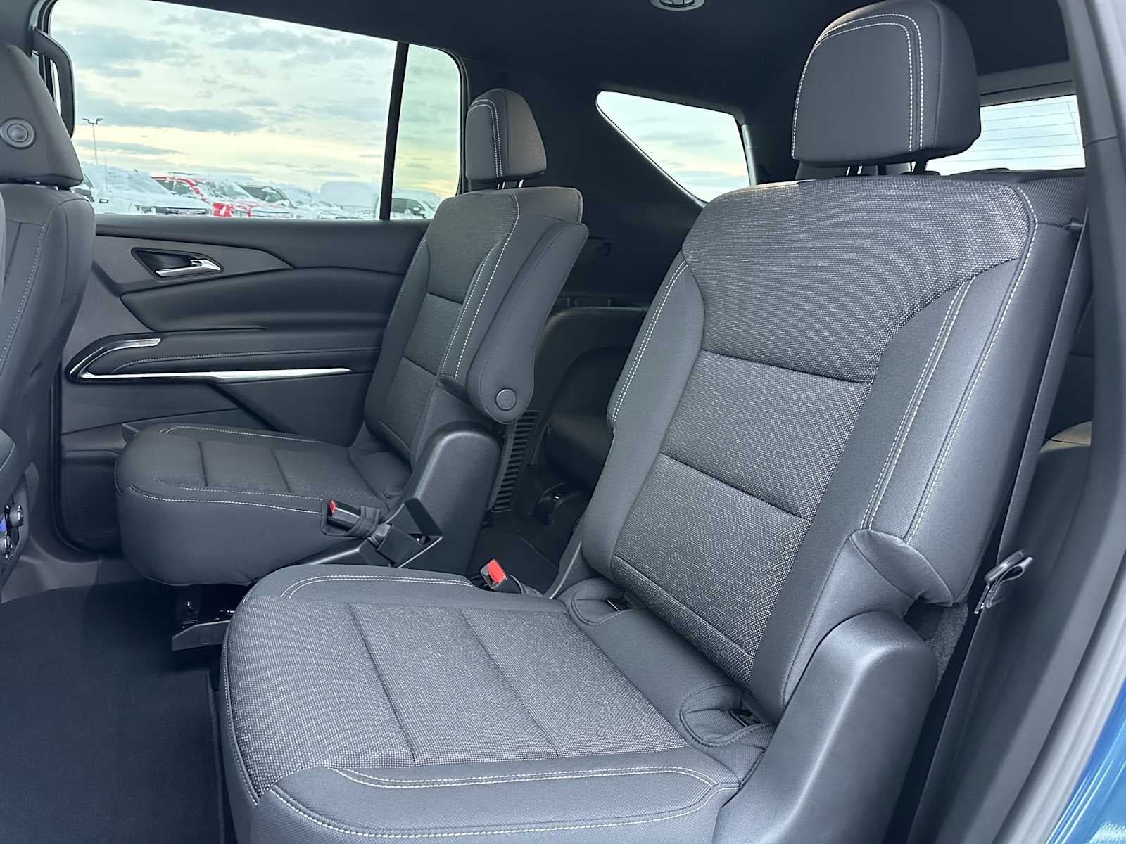 2026 Chevrolet Traverse AWD LT