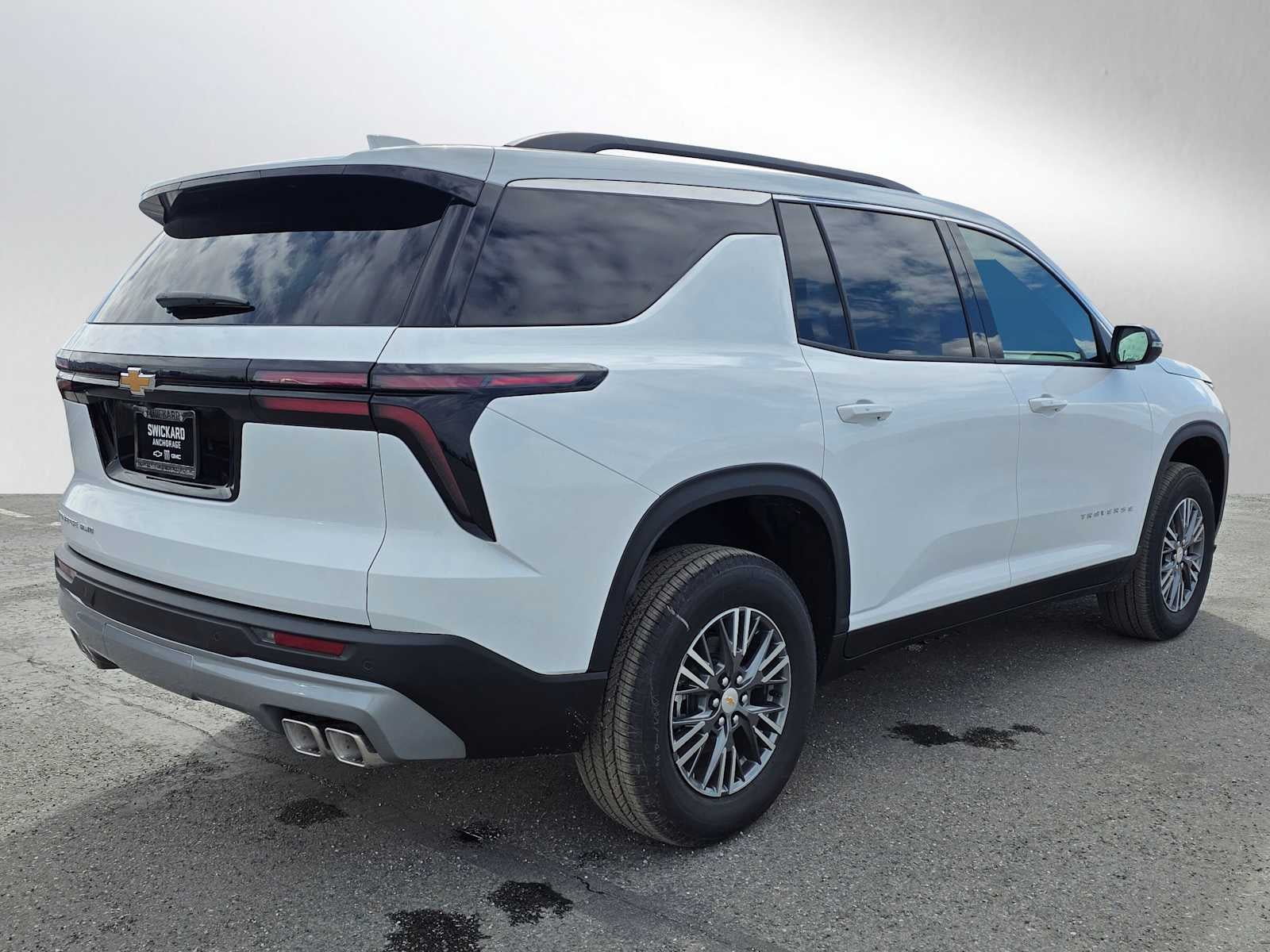 2026 Chevrolet Traverse AWD LT