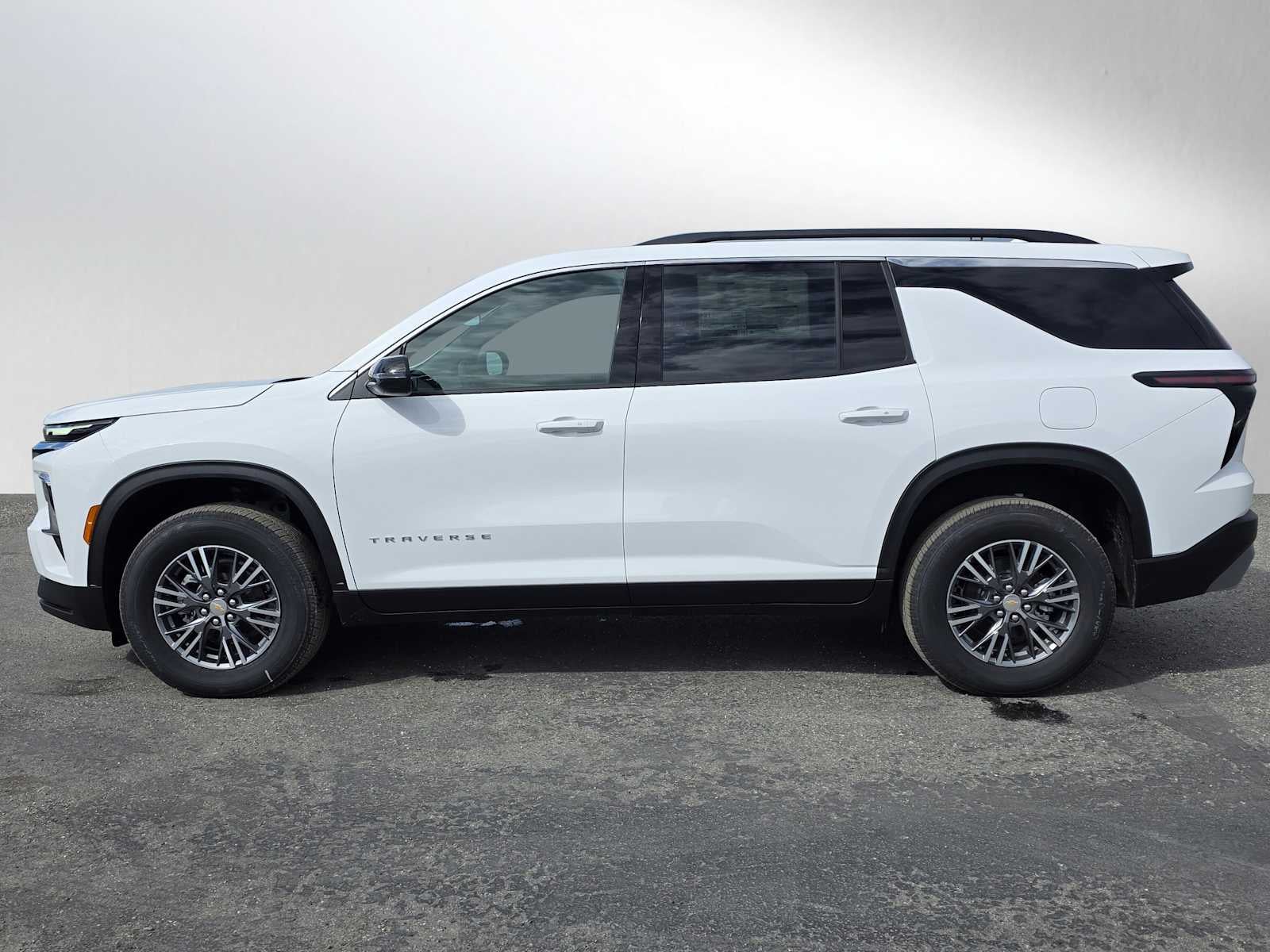 2026 Chevrolet Traverse AWD LT
