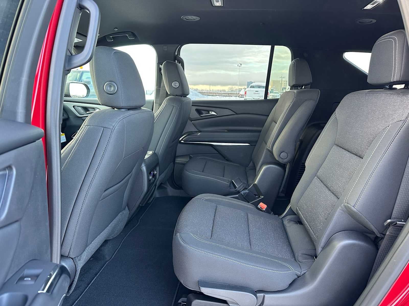 2026 Chevrolet Traverse AWD LT