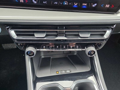 2026 Chevrolet Traverse AWD LT